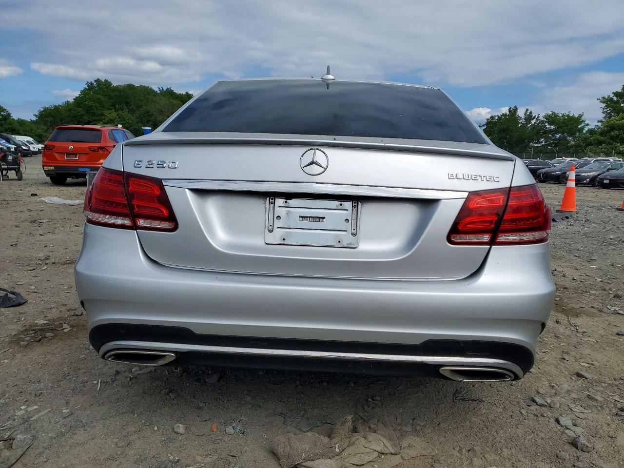 2014 Mercedes-benz E 250 Bluetec Silver vin: WDDHF0EB9EA894308