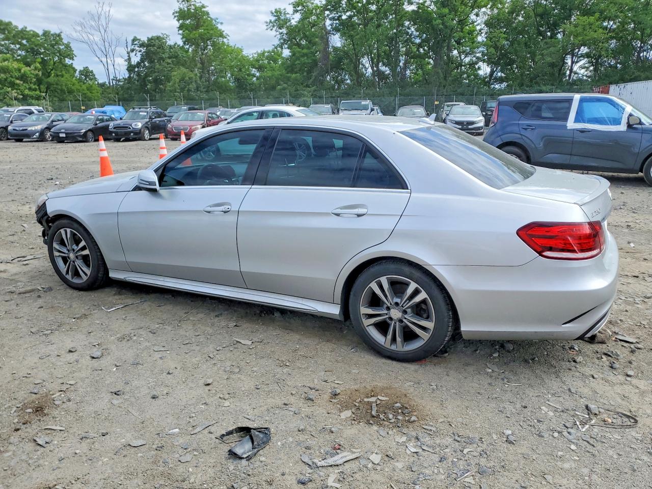2014 Mercedes-benz E 250 Bluetec Silver vin: WDDHF0EB9EA894308