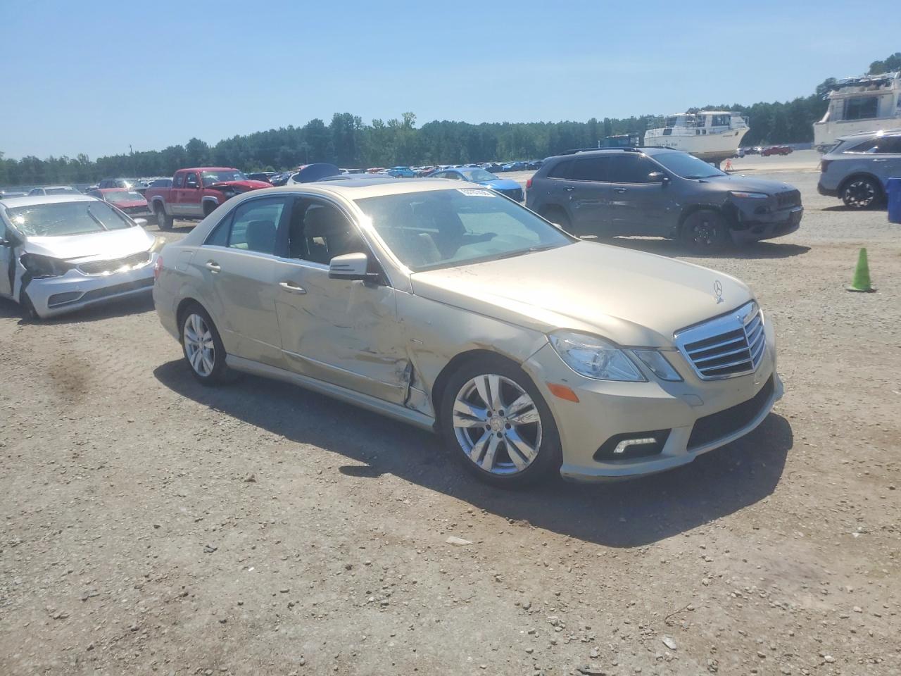 2011 Mercedes-benz E 350 Bluetec Beige vin: WDDHF2EB0BA509760