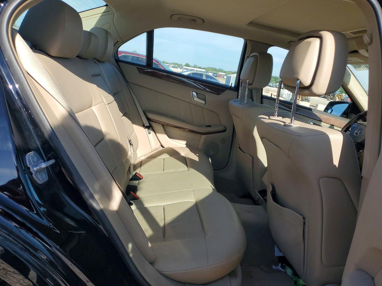 2012 Mercedes-benz E 350 Bluetec Black vin: WDDHF2EB0CA559074