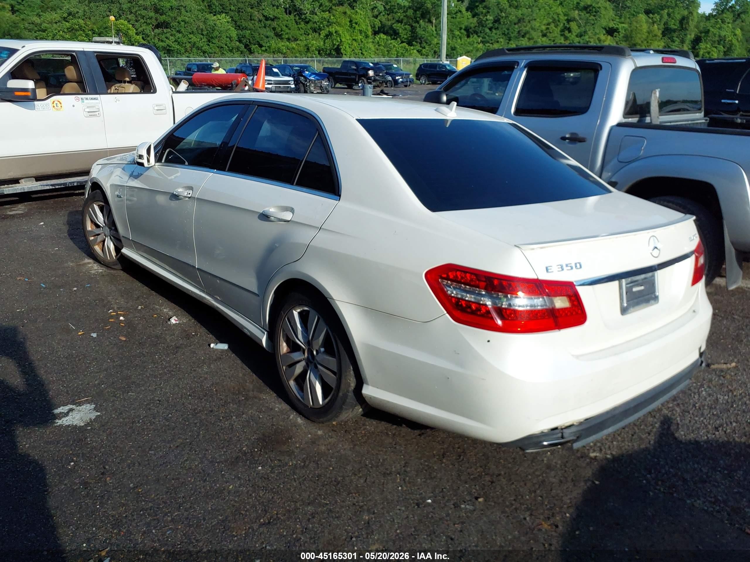 2012 Mercedes-benz E 350 Bluetec White vin: WDDHF2EB0CA583763