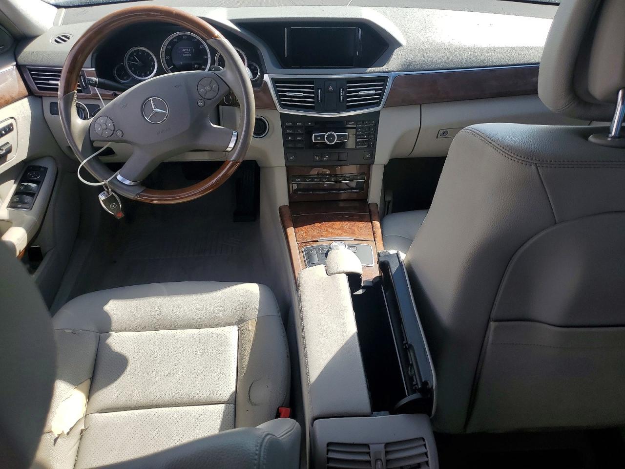 2013 Mercedes-benz 350 Silver vin: WDDHF2EB1DA704074