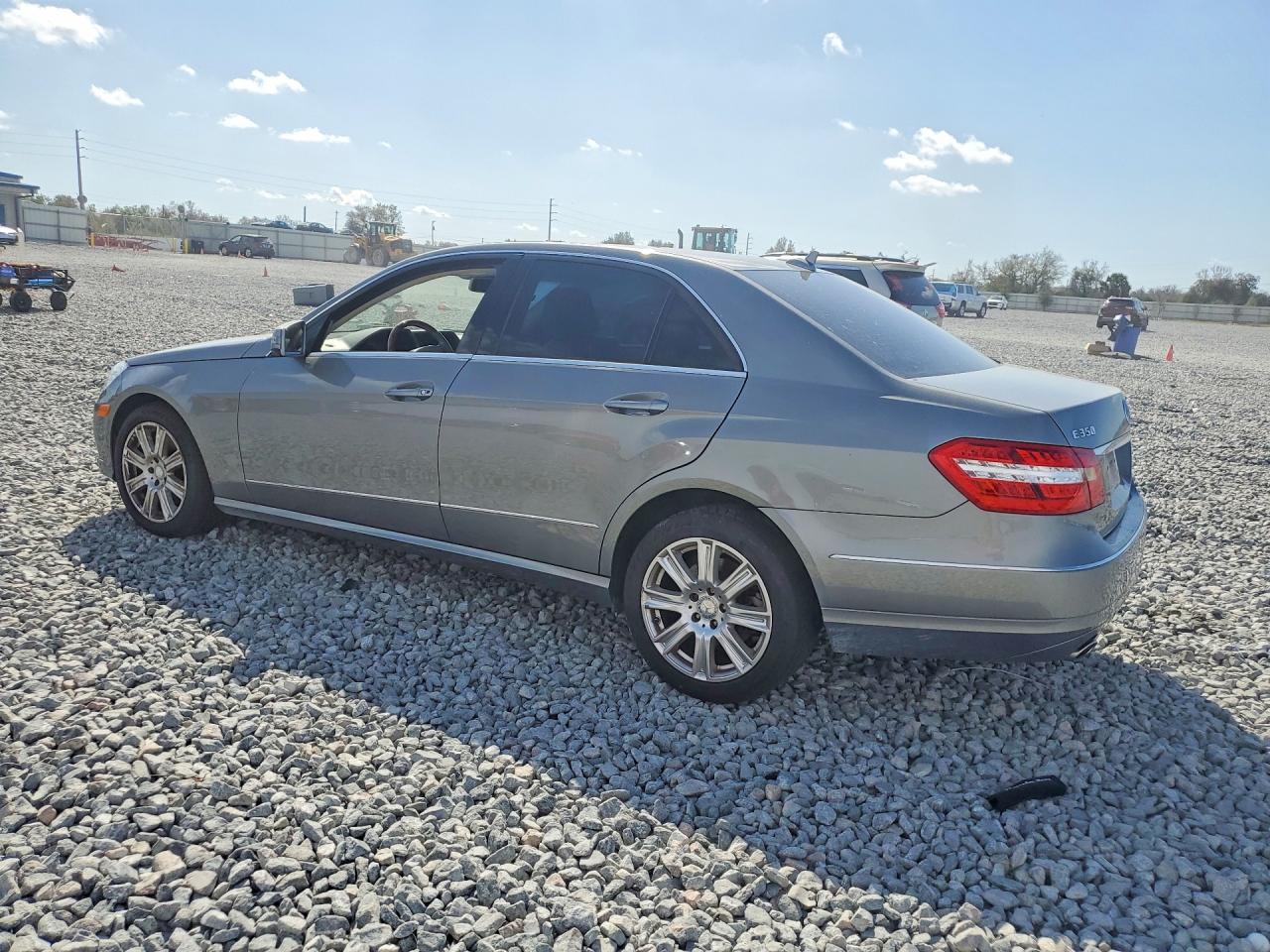 2013 Mercedes-benz 350 Silver vin: WDDHF2EB1DA704074