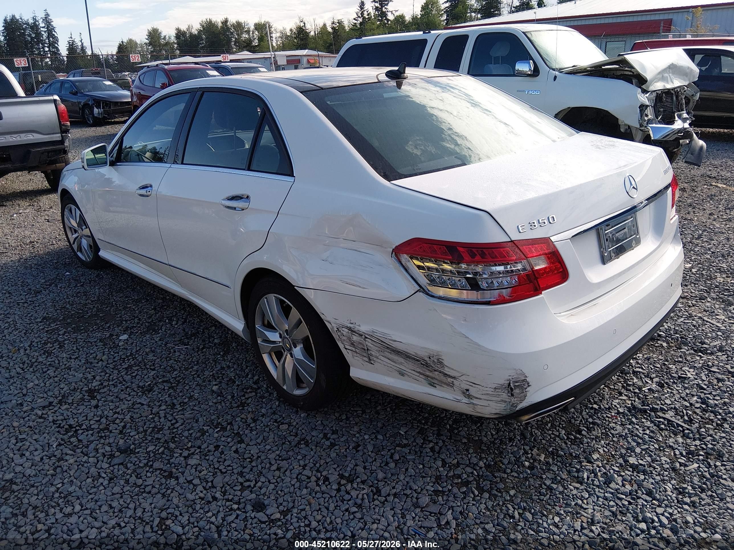 2013 Mercedes-benz E 350 Bluetec   Белый vin: WDDHF2EB1DA740685