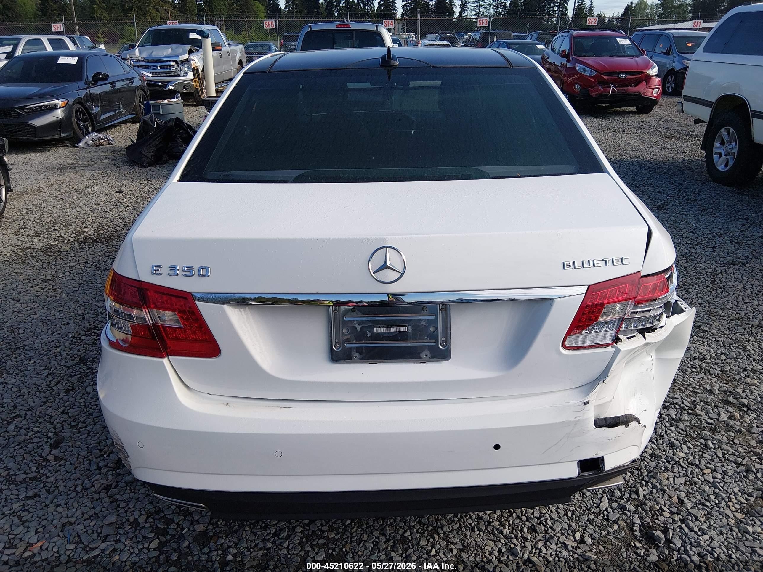 2013 Mercedes-benz E 350 Bluetec   Белый vin: WDDHF2EB1DA740685