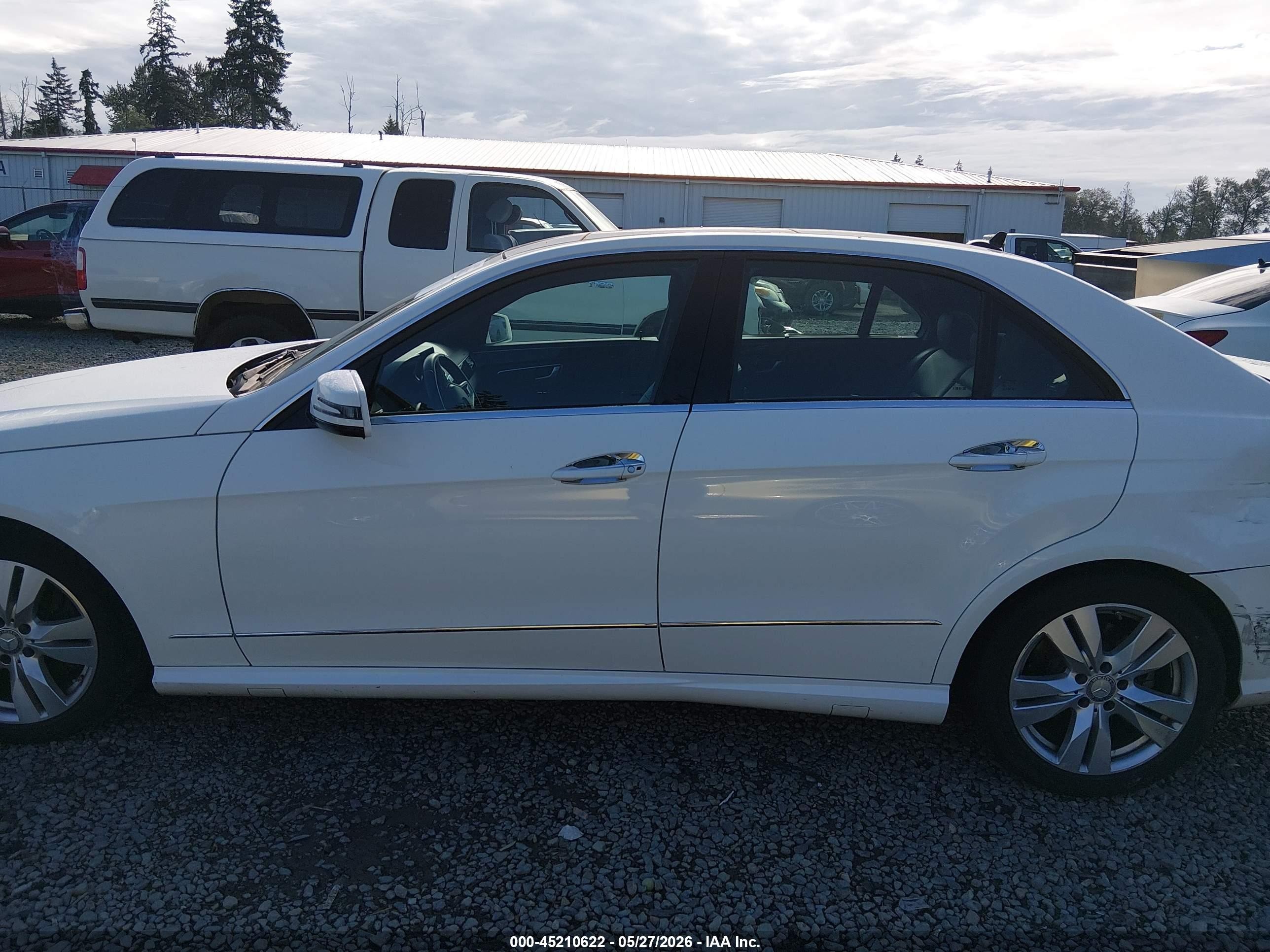 2013 Mercedes-benz E 350 Bluetec   Белый vin: WDDHF2EB1DA740685