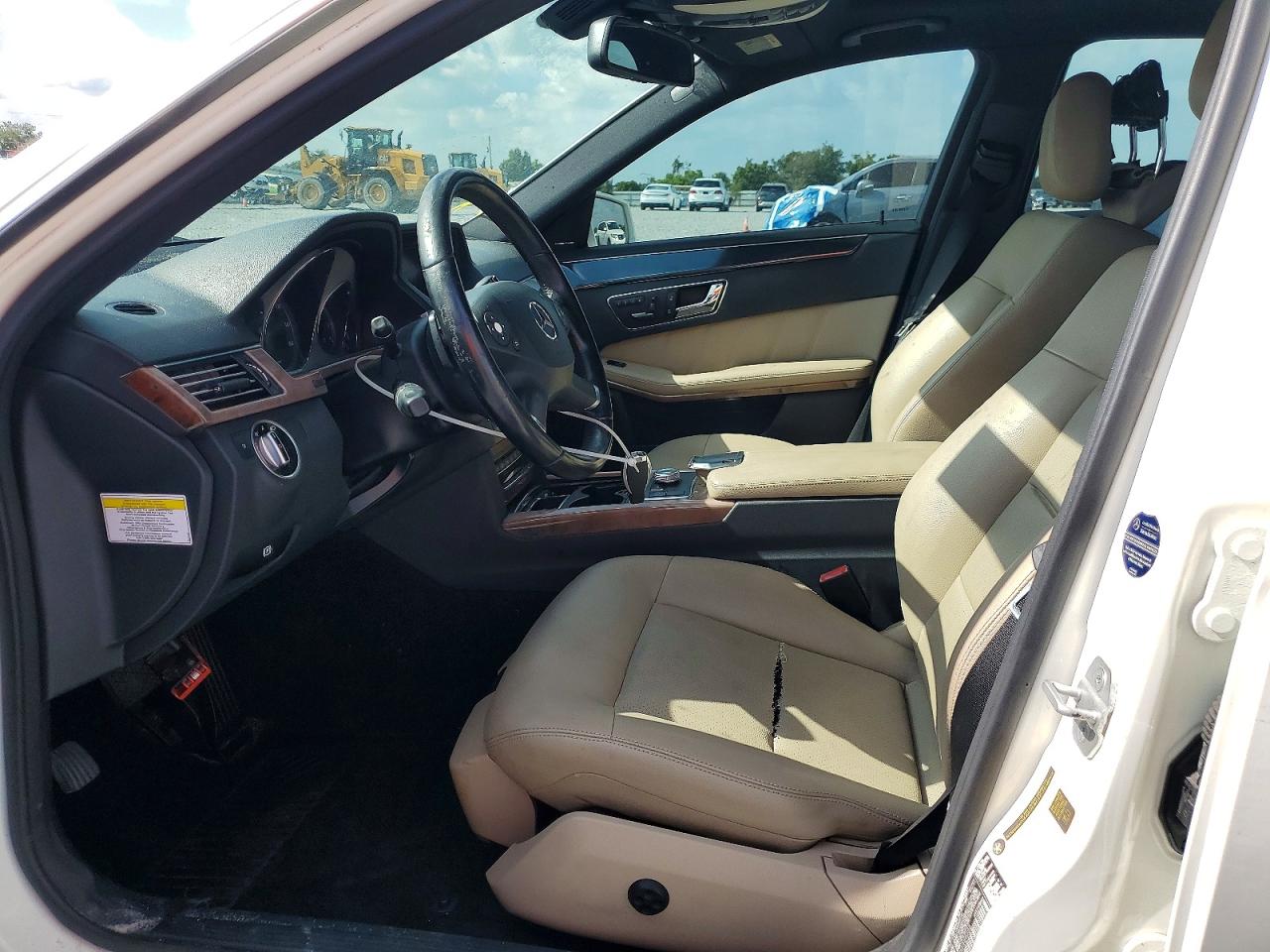 2011 Mercedes-benz E 350 Bluetec White vin: WDDHF2EB2BA399052