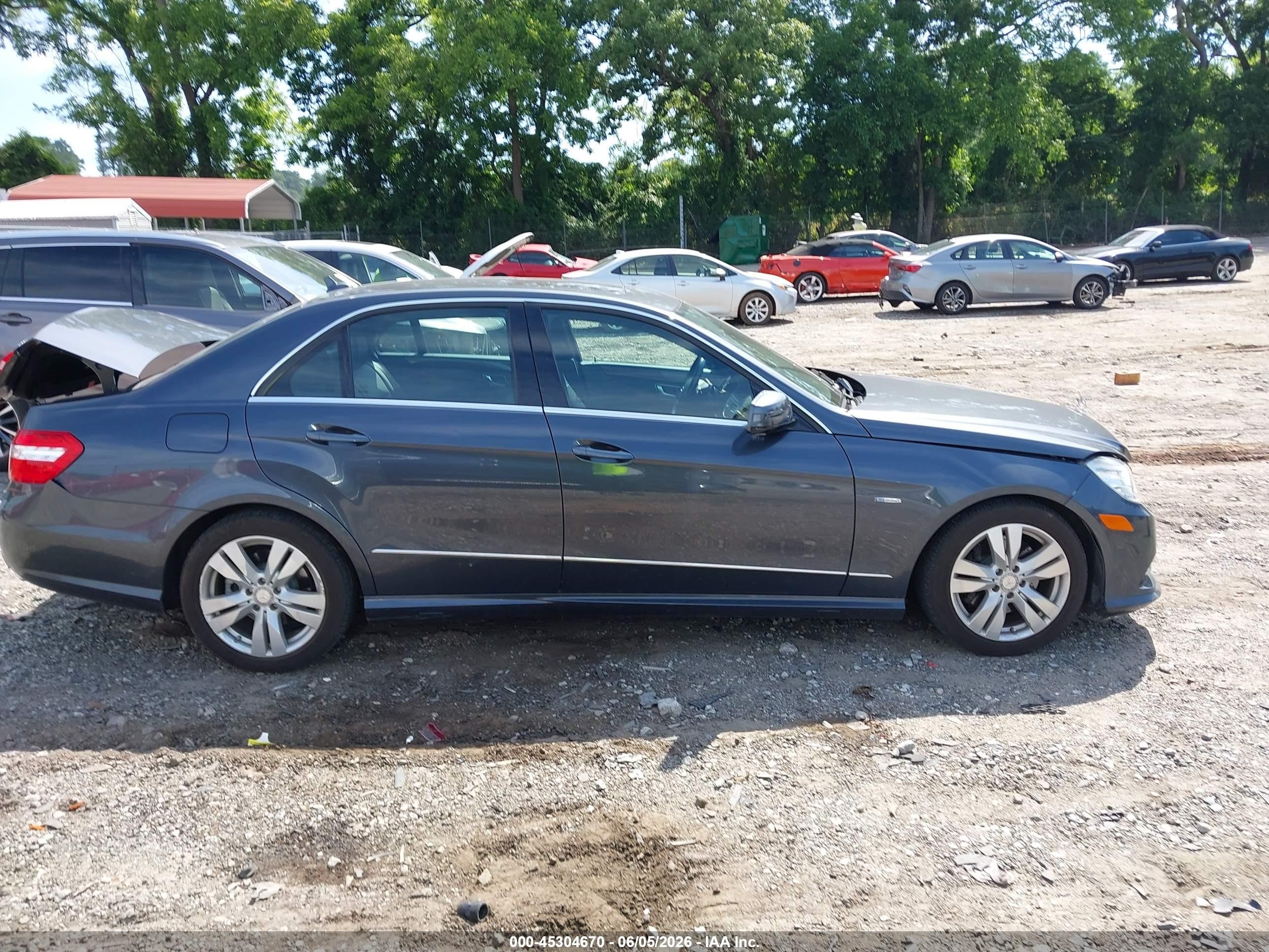 2012 Mercedes-benz E 350 Bluetec   Gray vin: WDDHF2EB2CA522849