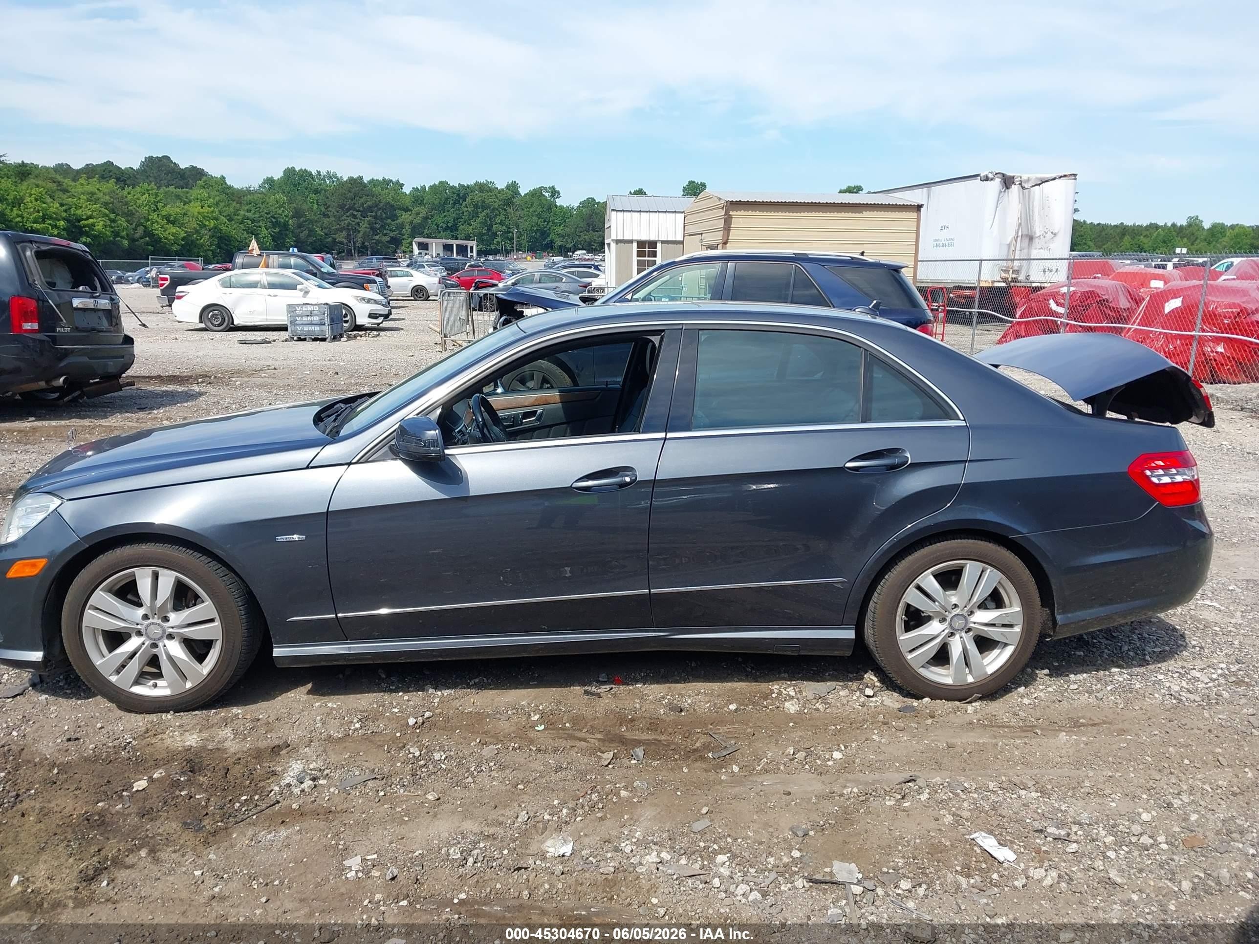 2012 Mercedes-benz E 350 Bluetec   Gray vin: WDDHF2EB2CA522849
