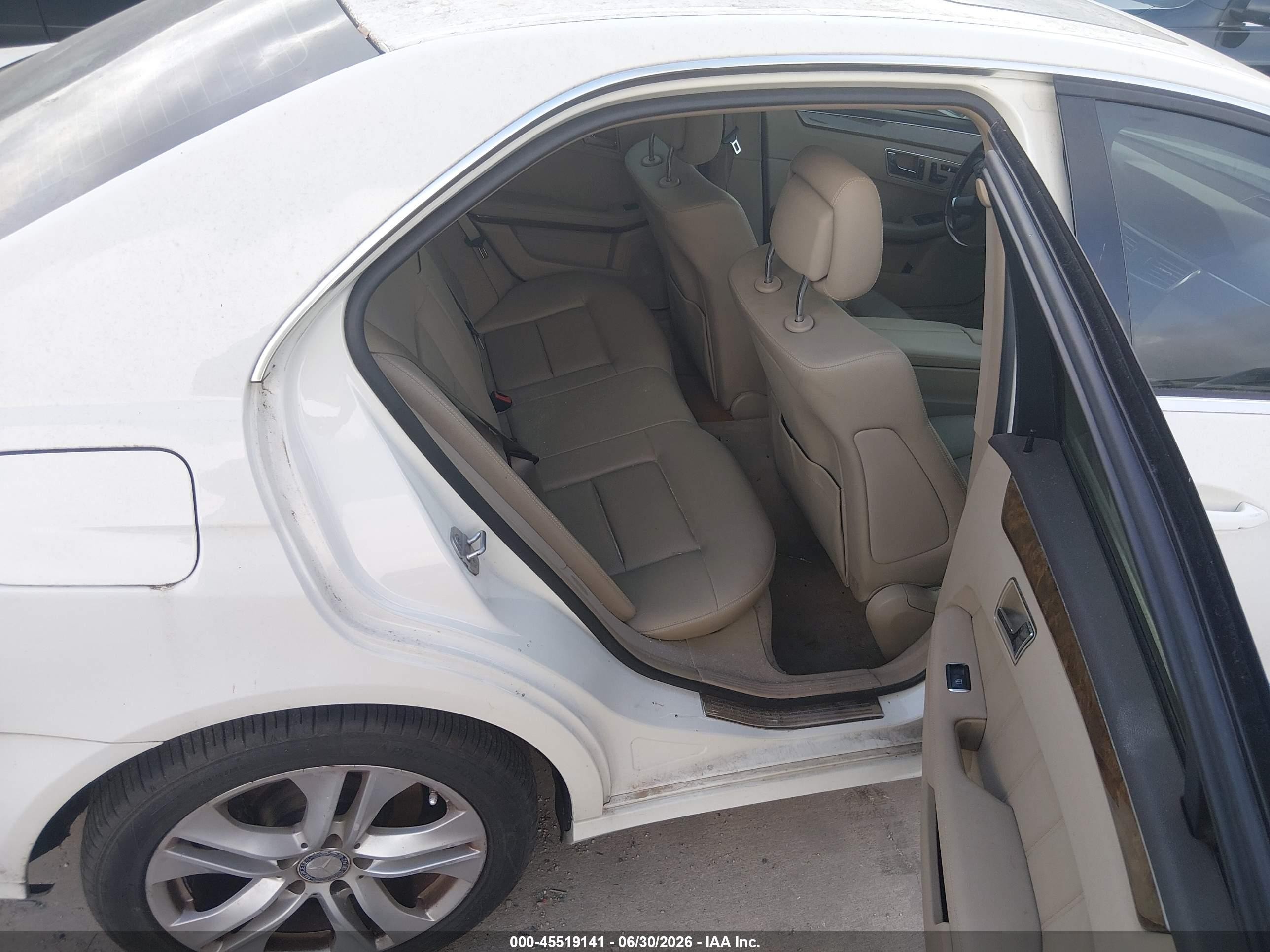 2011 Mercedes-benz E 350 Bluetec   White vin: WDDHF2EB3BA347106