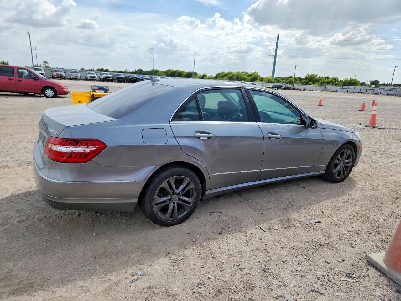 2011 Mercedes-benz E 350 Bluetec Silver vin: WDDHF2EB3BA378291