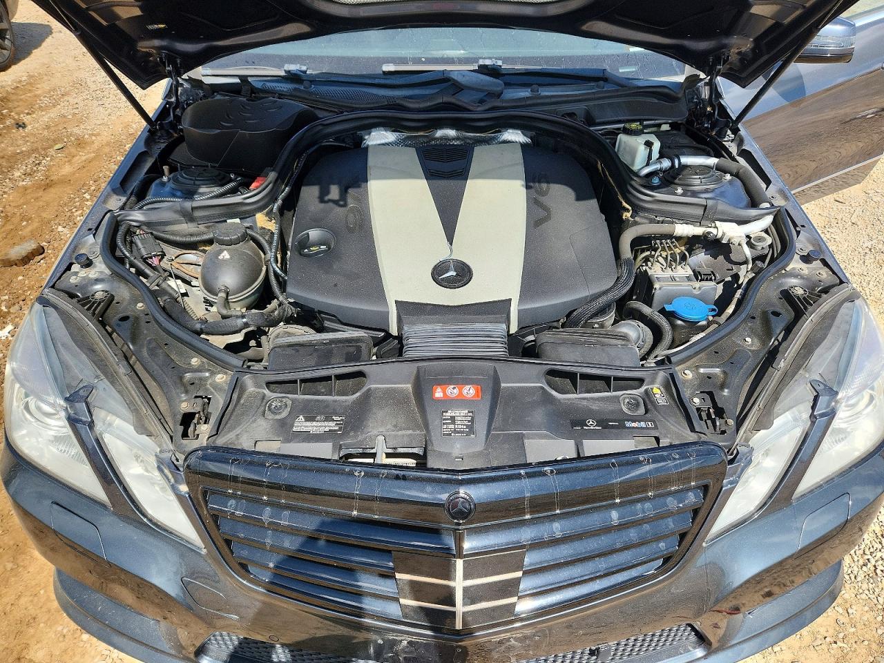 2011 Mercedes-benz E 350 Bluetec Gray vin: WDDHF2EB4BA374489