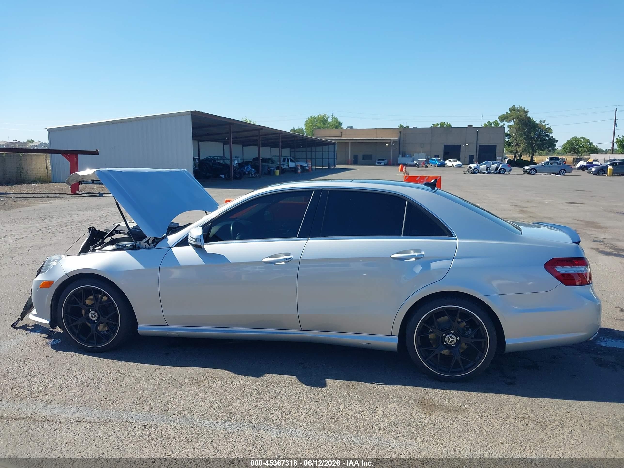 2012 Mercedes-benz E 350 Bluetec   Серебряный vin: WDDHF2EB4CA627358