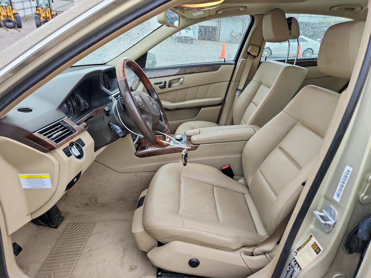 2011 Mercedes-benz E 350 Bluetec Gold vin: WDDHF2EB5BA343056