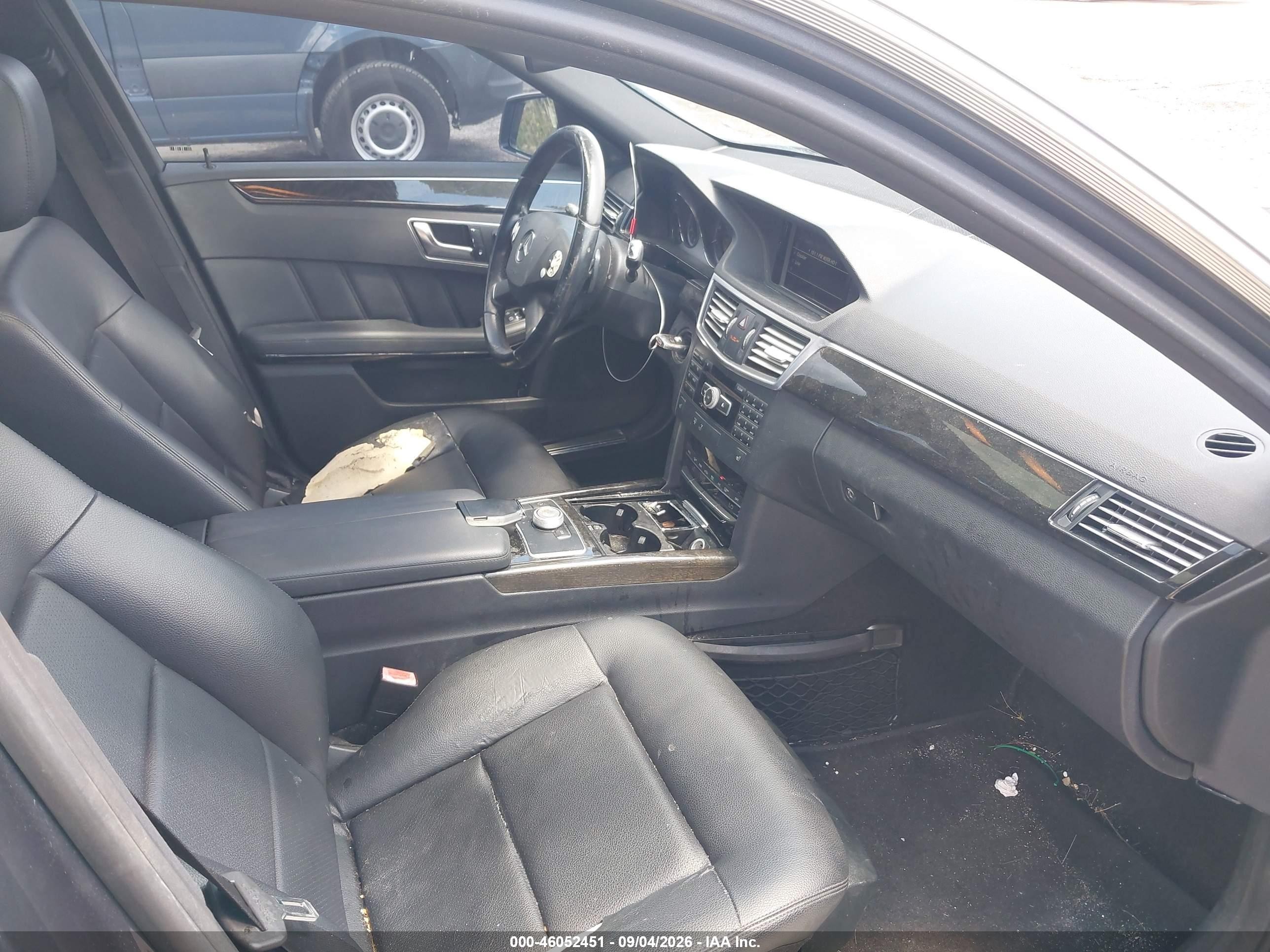 2012 Mercedes-benz E 350 Bluetec   Gray vin: WDDHF2EB6CA587882