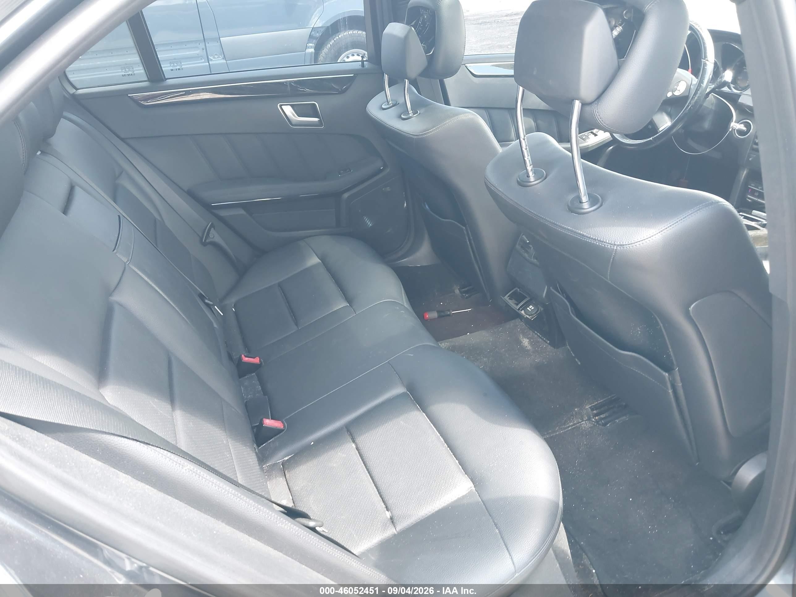 2012 Mercedes-benz E 350 Bluetec   Gray vin: WDDHF2EB6CA587882