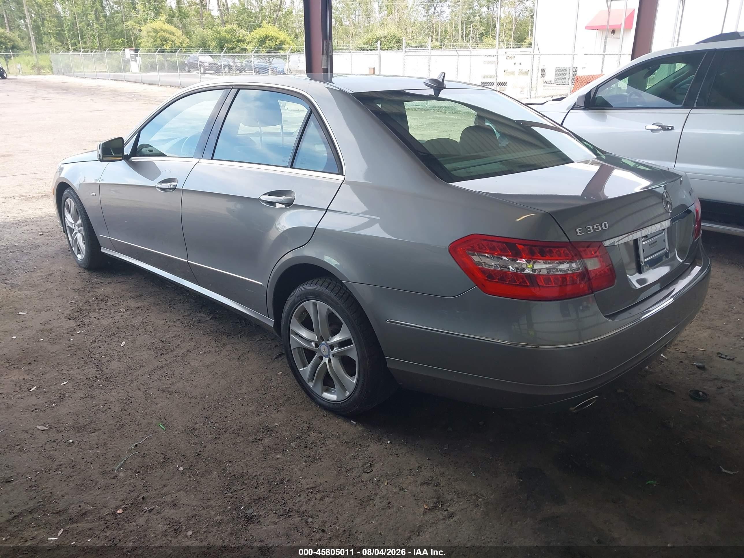 2011 Mercedes-benz E 350 Bluetec   Silver vin: WDDHF2EB7BA329580