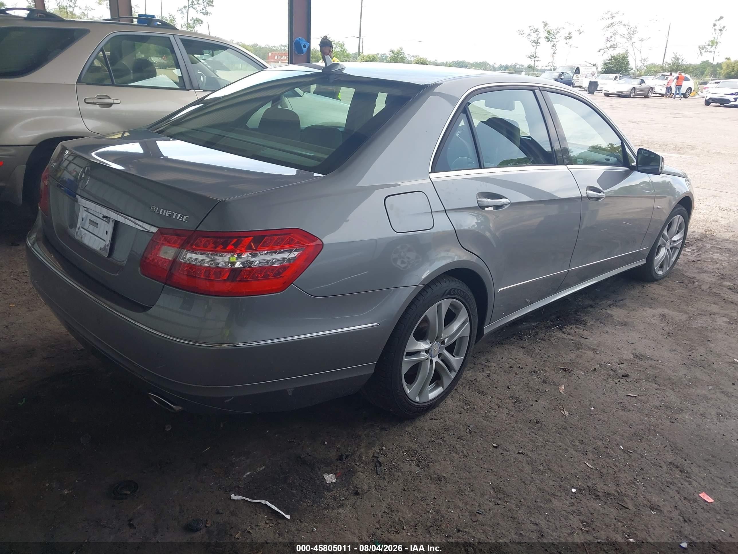 2011 Mercedes-benz E 350 Bluetec   Silver vin: WDDHF2EB7BA329580