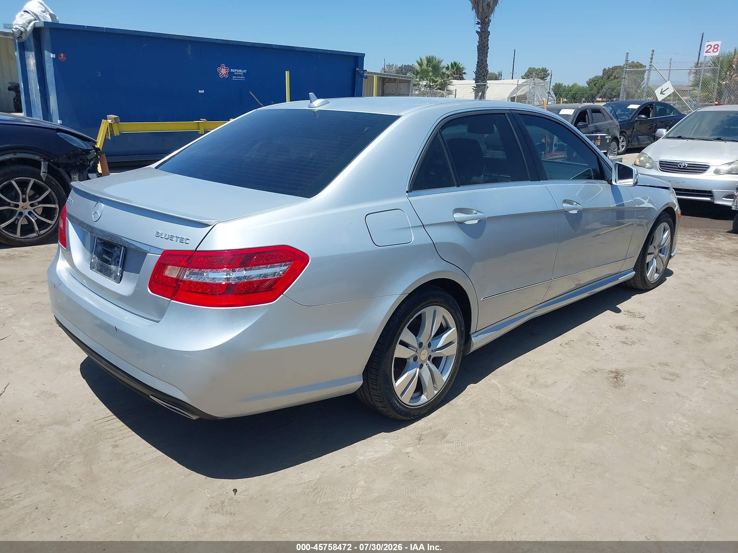 2012 Mercedes-benz E 350 Bluetec   Silver vin: WDDHF2EB7CA575207