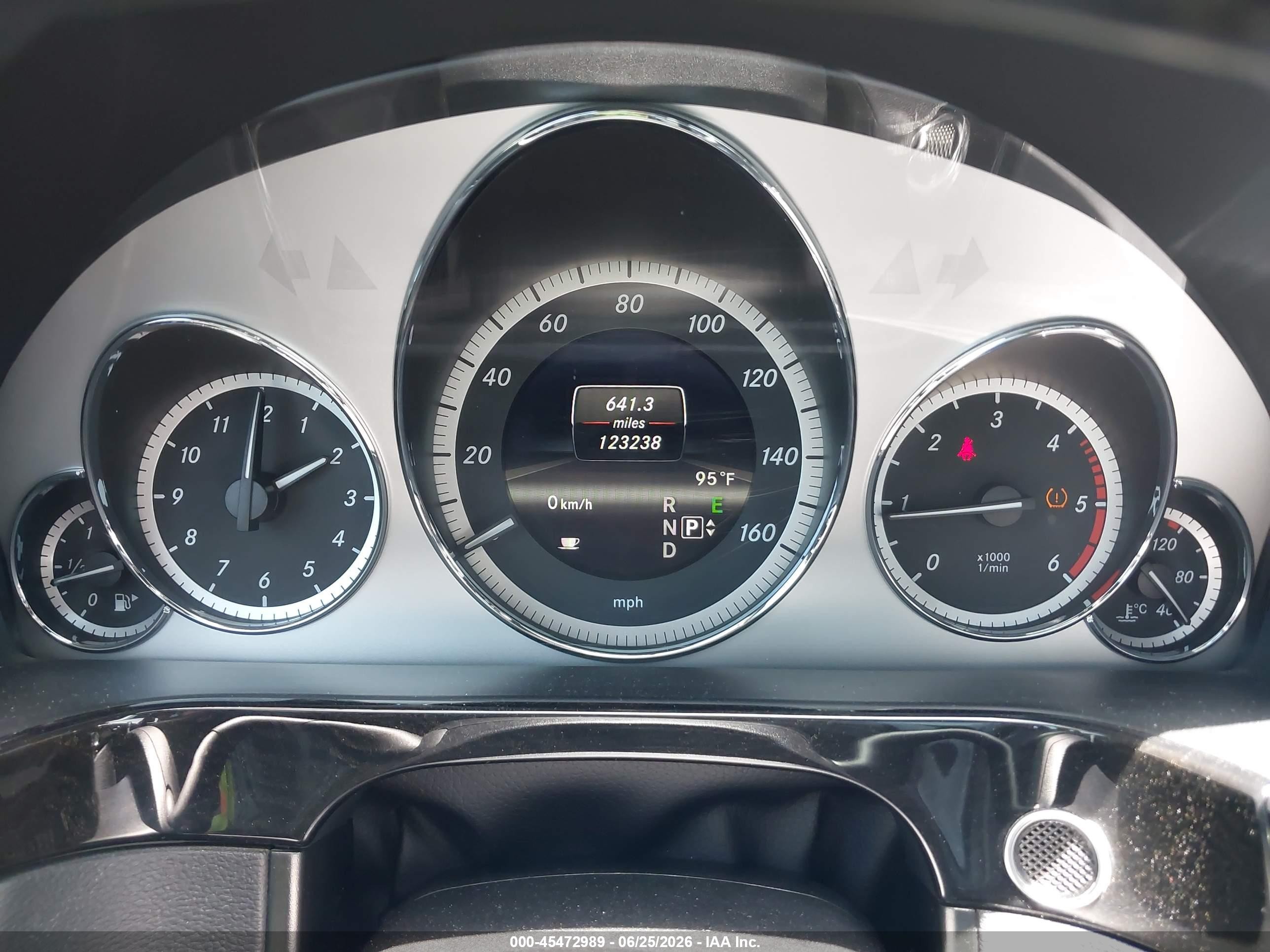 2013 Mercedes-benz E 350 Bluetec   White vin: WDDHF2EB7DA723969