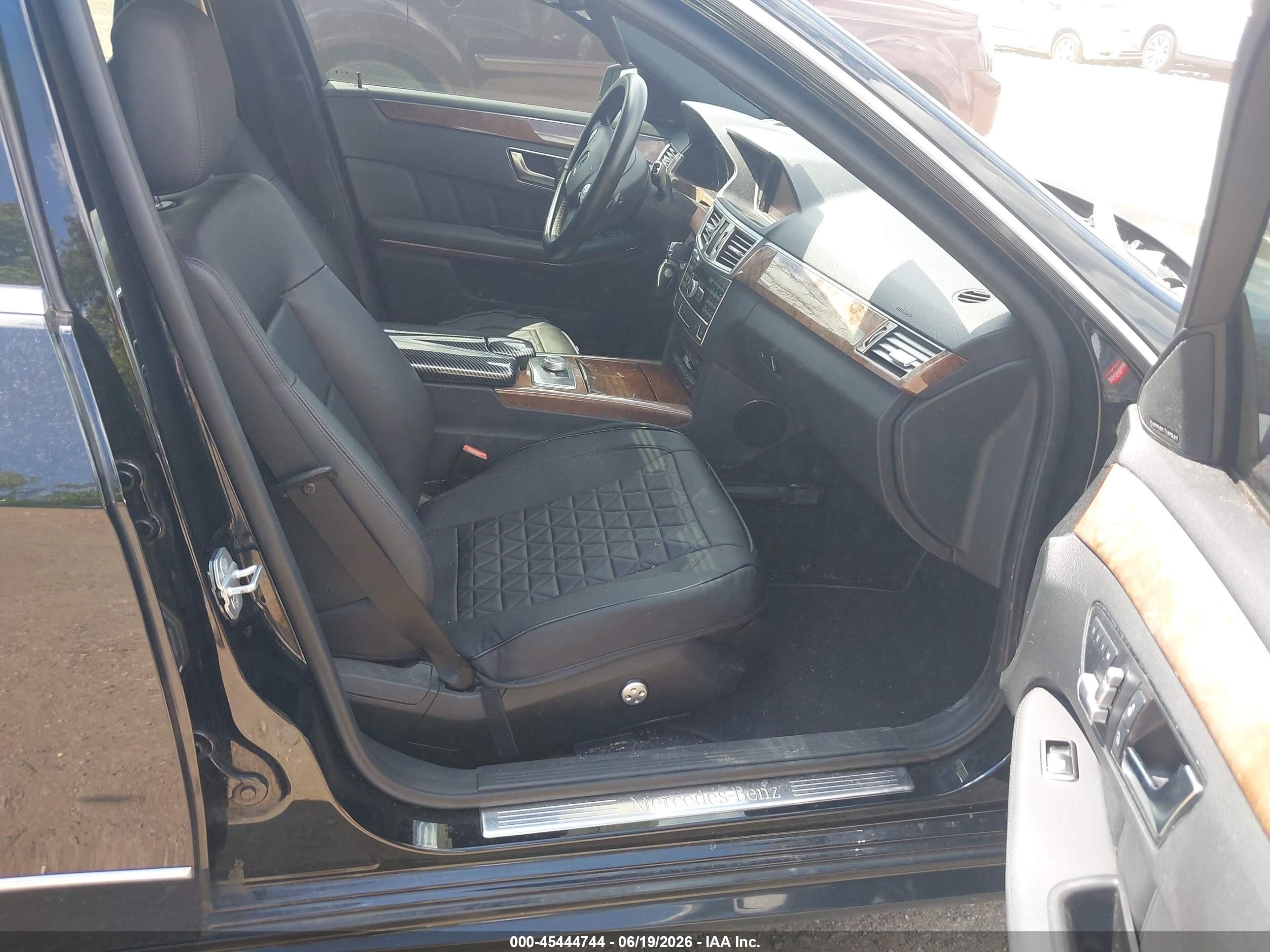 2012 Mercedes-benz E 350 Bluetec   Black vin: WDDHF2EB8CA559839