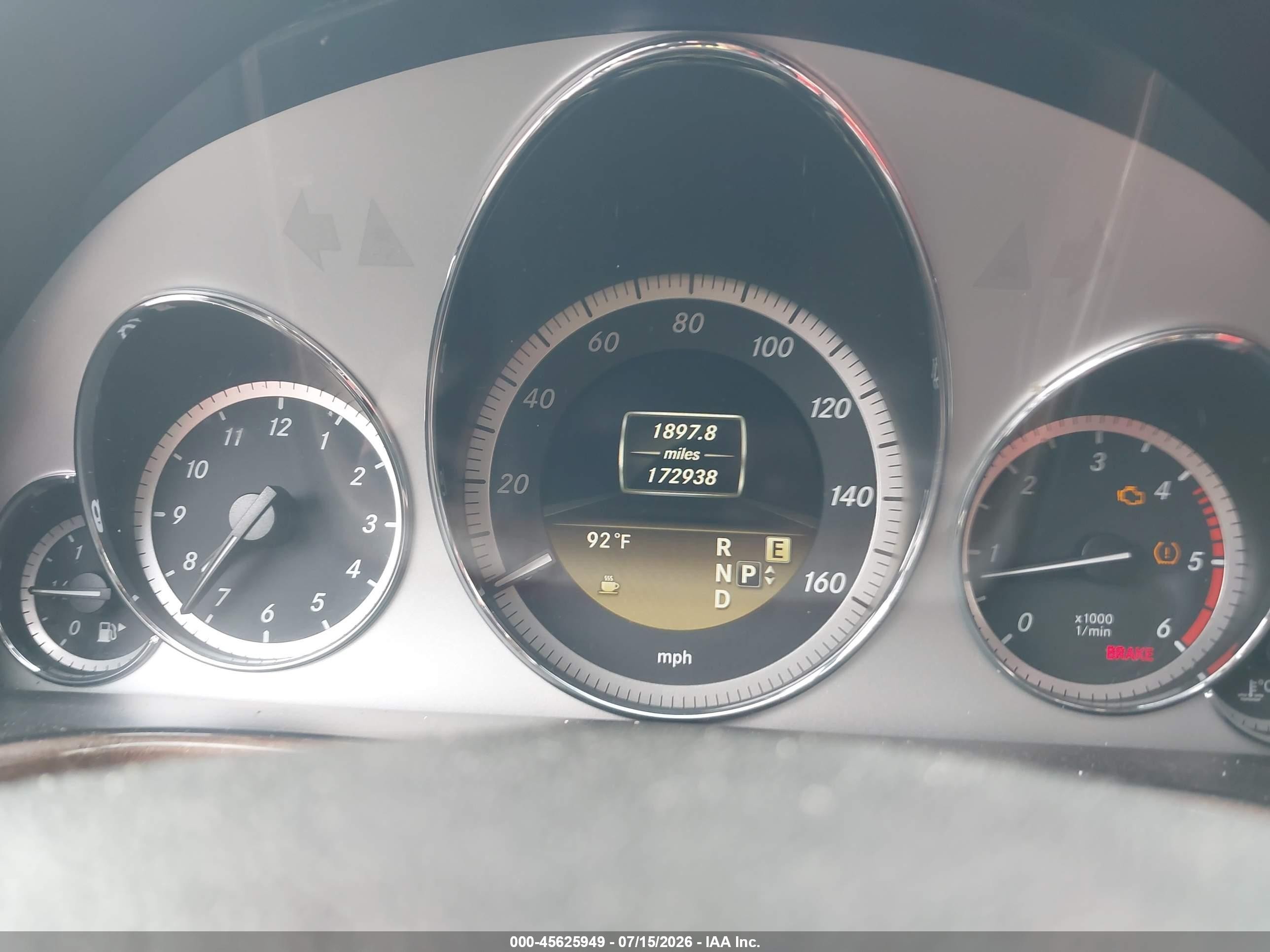 2012 Mercedes-benz E 350 Bluetec   Красный vin: WDDHF2EB8CA565804