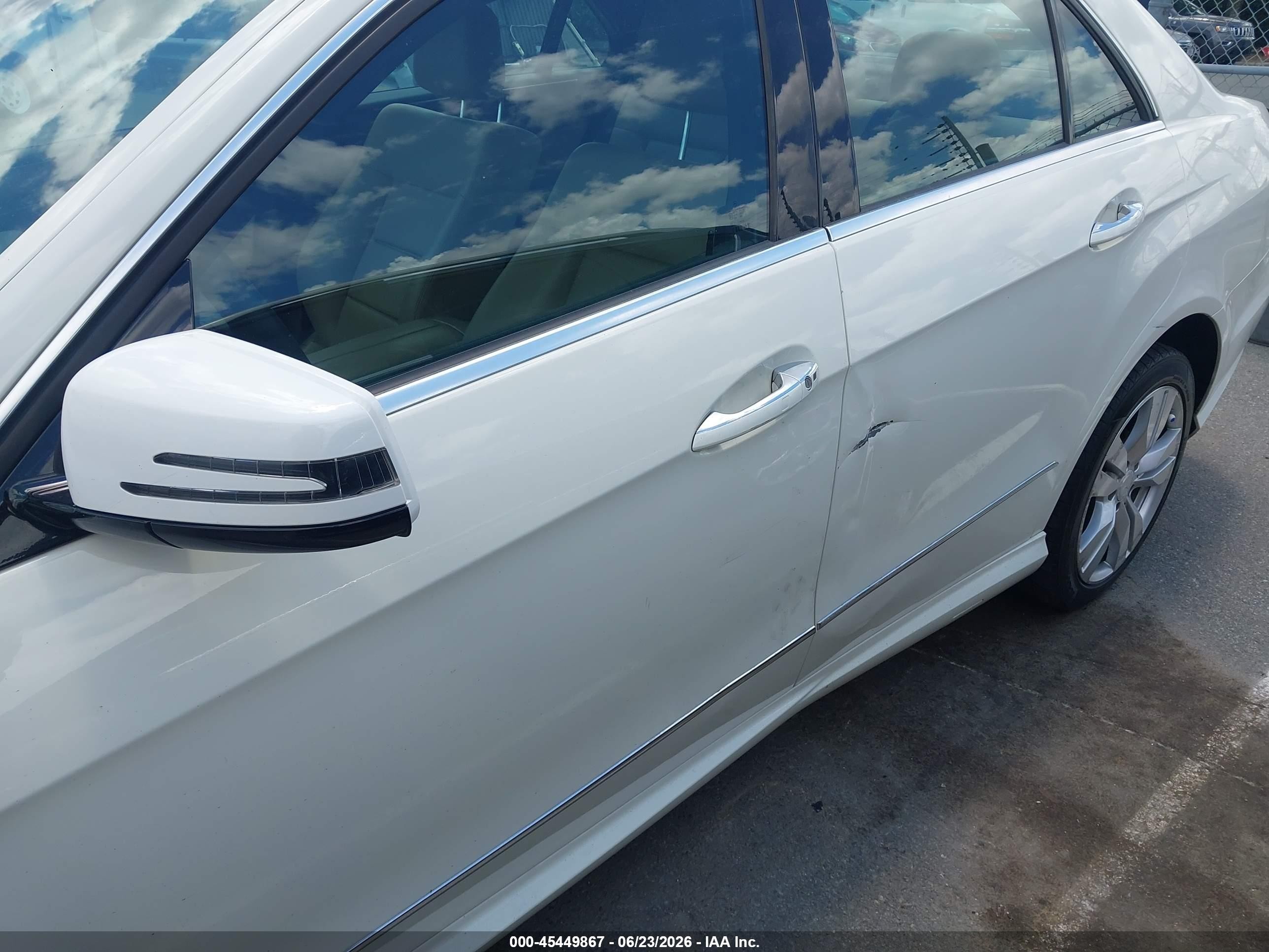 2011 Mercedes-benz E 350 Bluetec   White vin: WDDHF2EB9BA471316