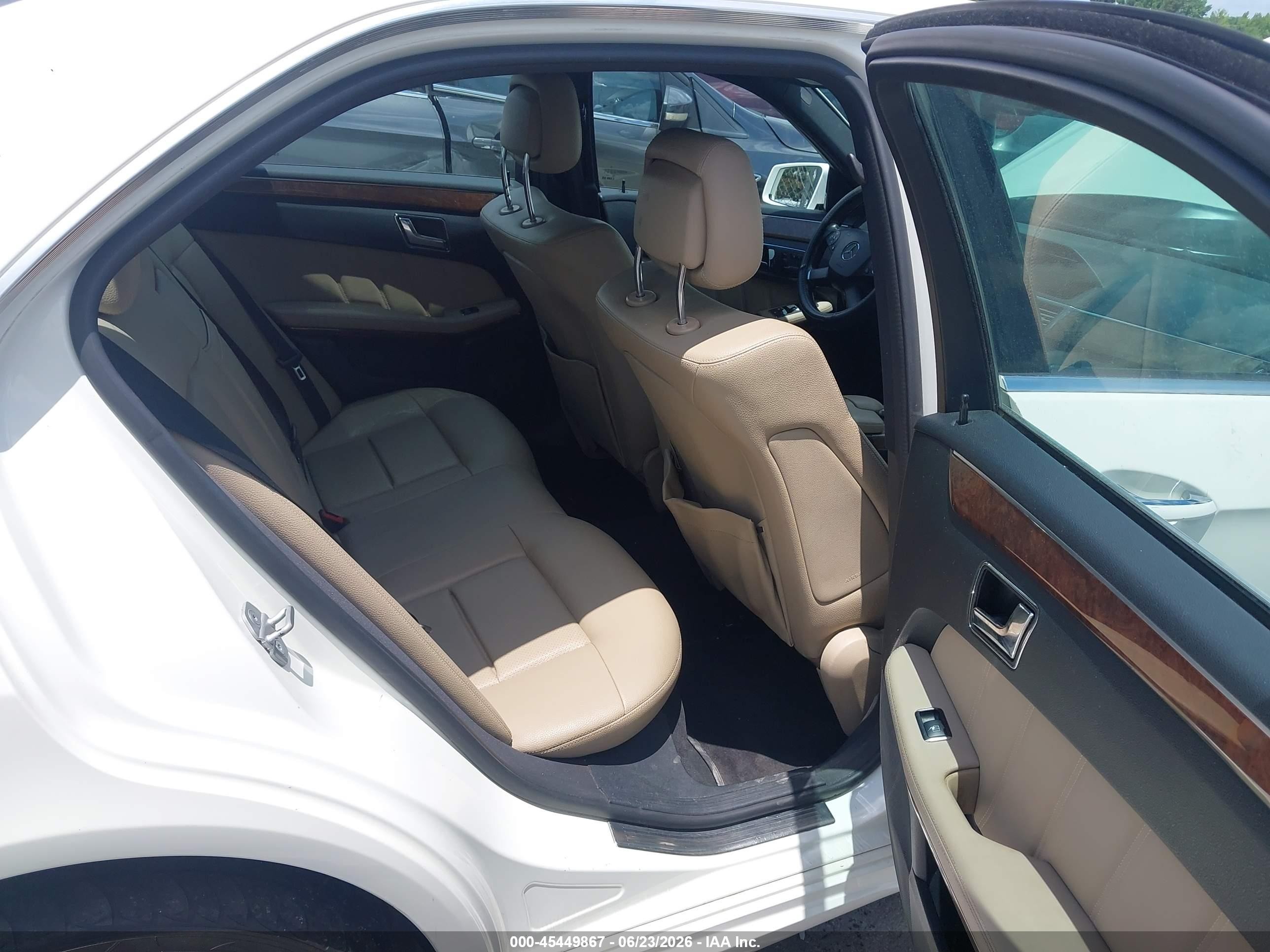 2011 Mercedes-benz E 350 Bluetec   White vin: WDDHF2EB9BA471316