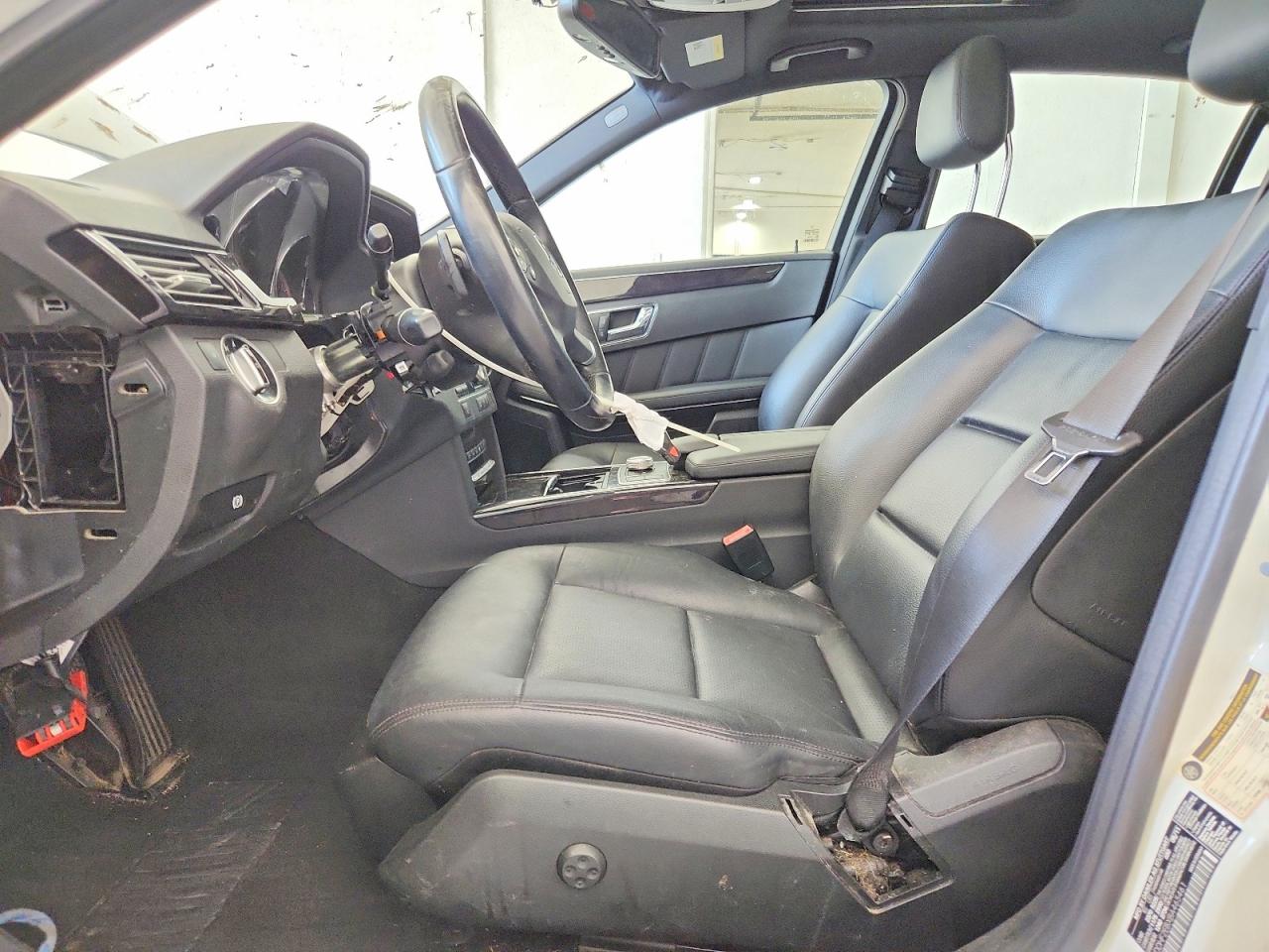 2011 Mercedes-benz E 350 Bluetec White vin: WDDHF2EBXBA465461