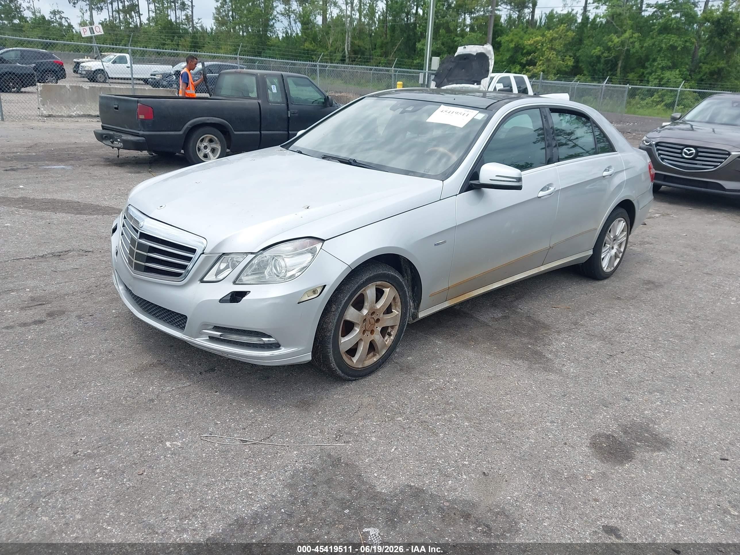 2012 Mercedes-benz E 350 Bluetec   Silver vin: WDDHF2EBXCA591238