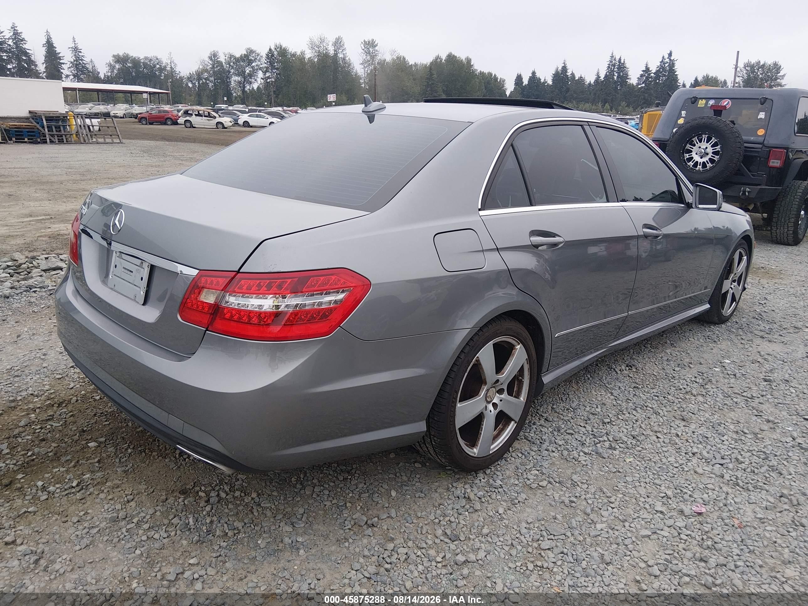 2011 Mercedes-benz E 350   Gray vin: WDDHF5GB0BA461384