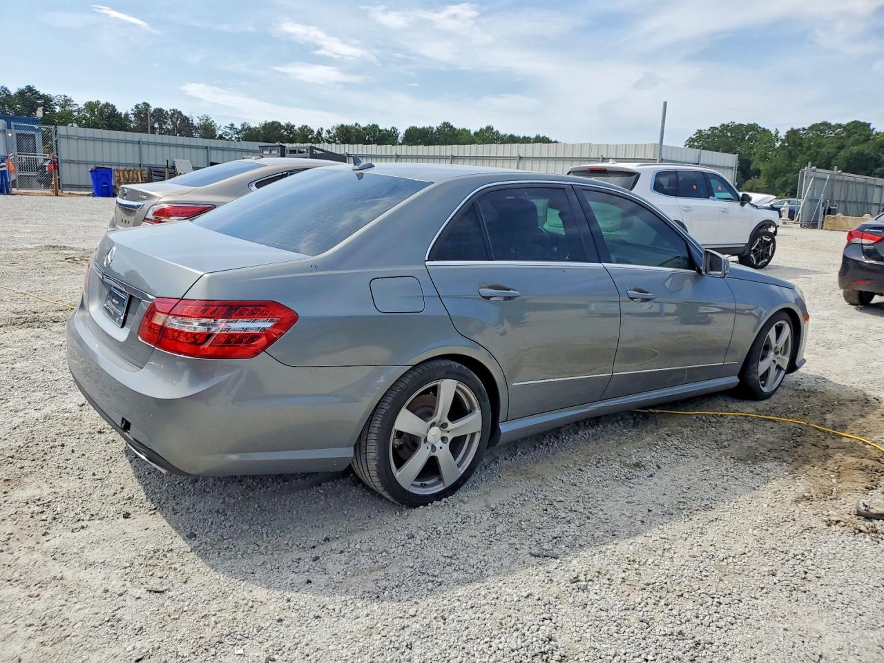 2011 Mercedes-benz E 350 Silver vin: WDDHF5GB1BA456467