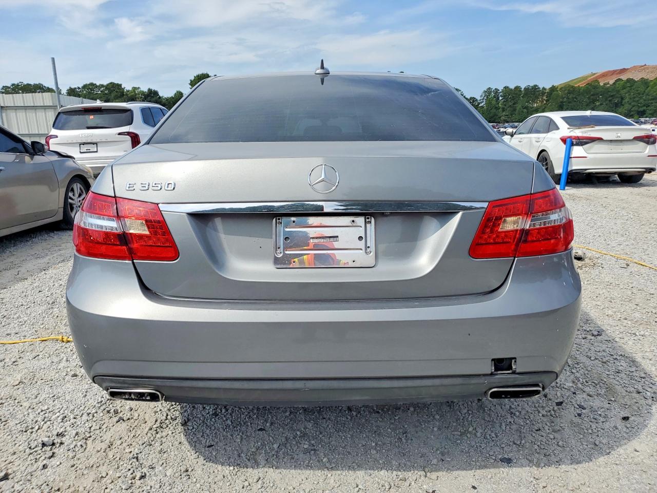 2011 Mercedes-benz E 350 Silver vin: WDDHF5GB1BA456467