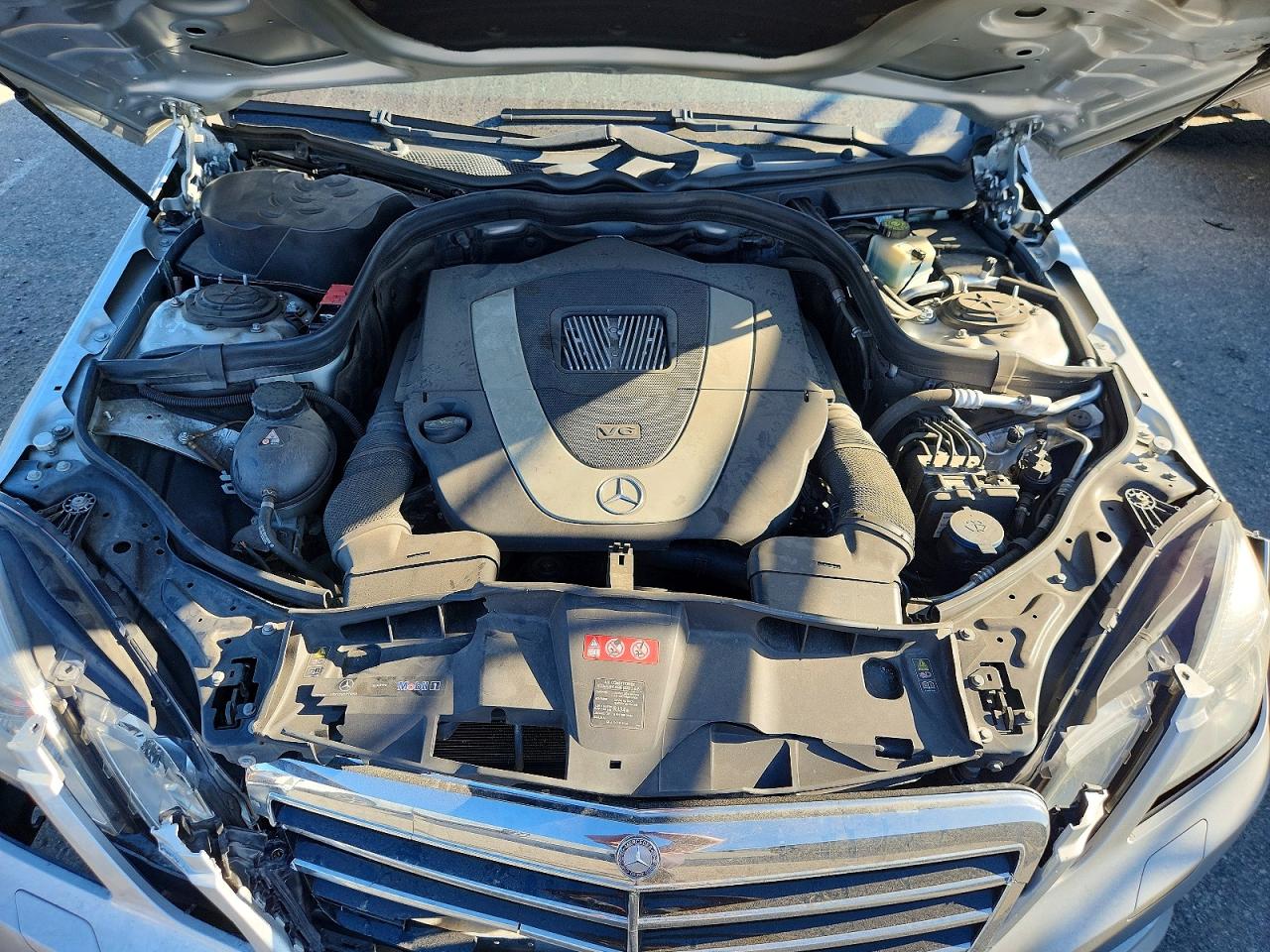 2010 Mercedes-benz E 350 Серебряный vin: WDDHF5GB2AA143720