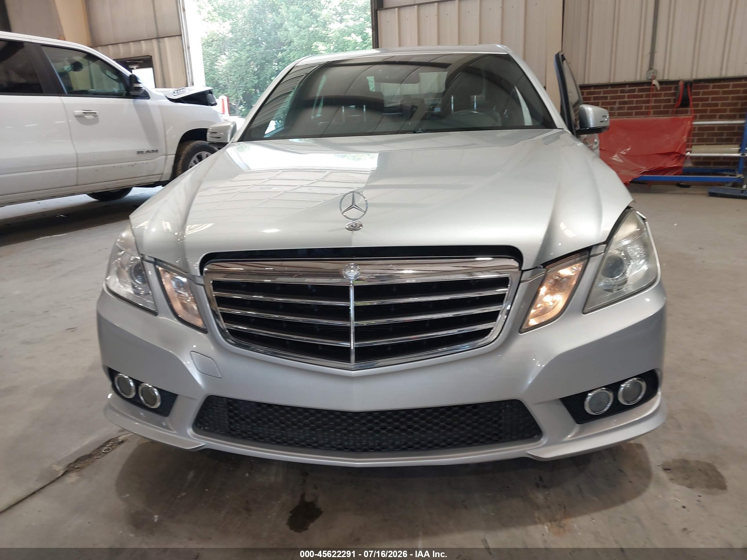 2010 Mercedes-benz E 350   Gray vin: WDDHF5GB4AA166237