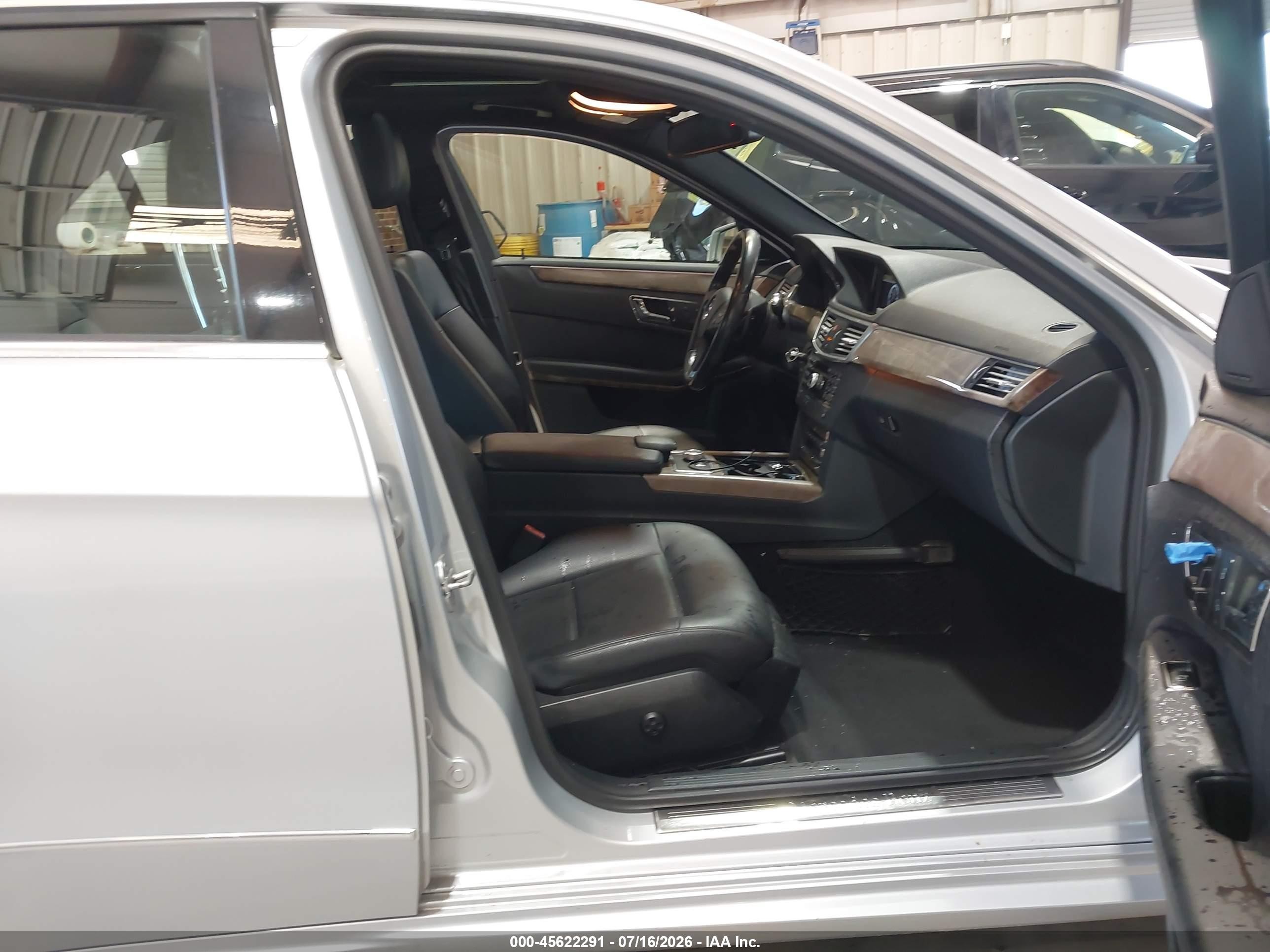 2010 Mercedes-benz E 350   Gray vin: WDDHF5GB4AA166237