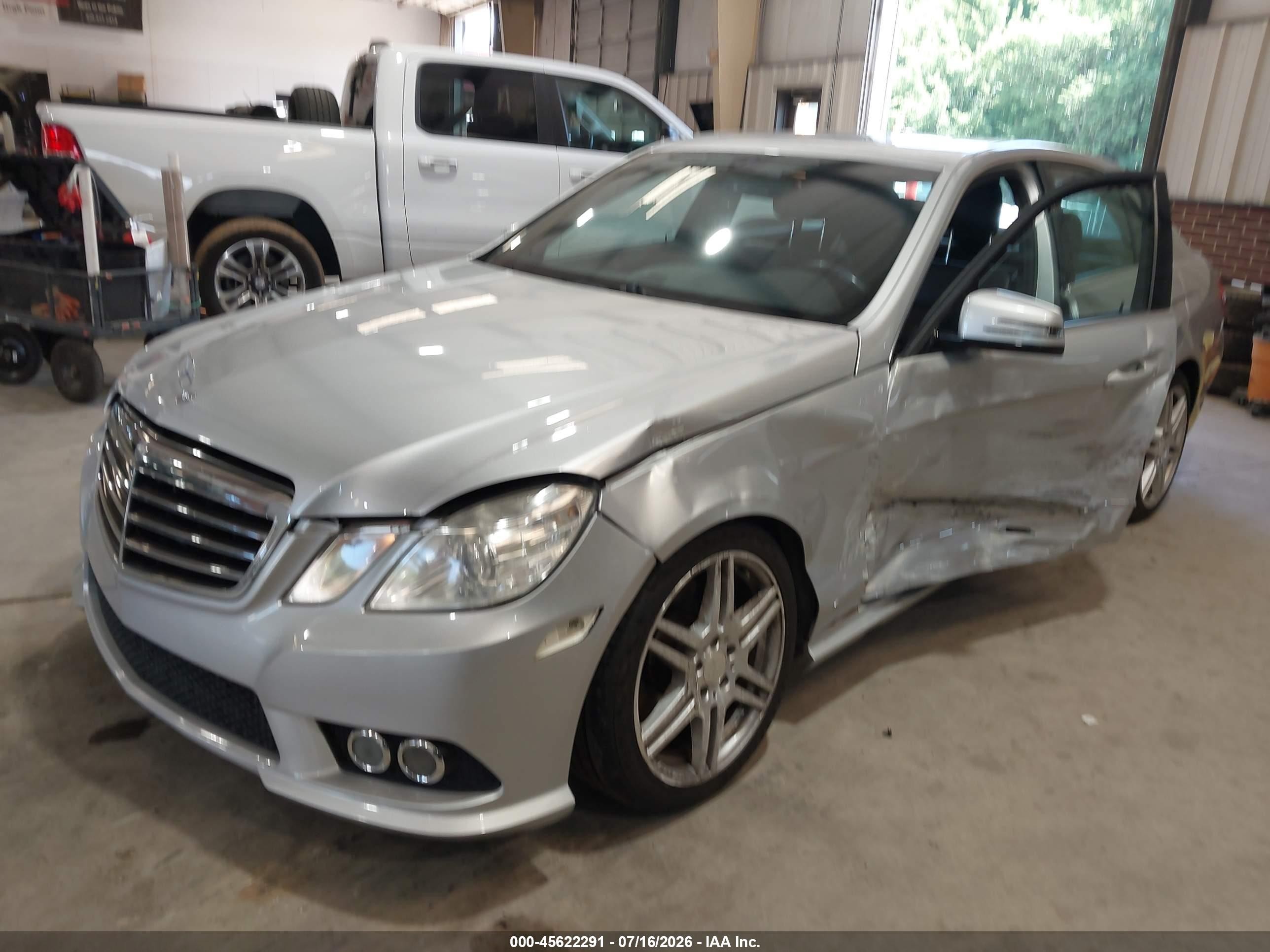2010 Mercedes-benz E 350   Gray vin: WDDHF5GB4AA166237