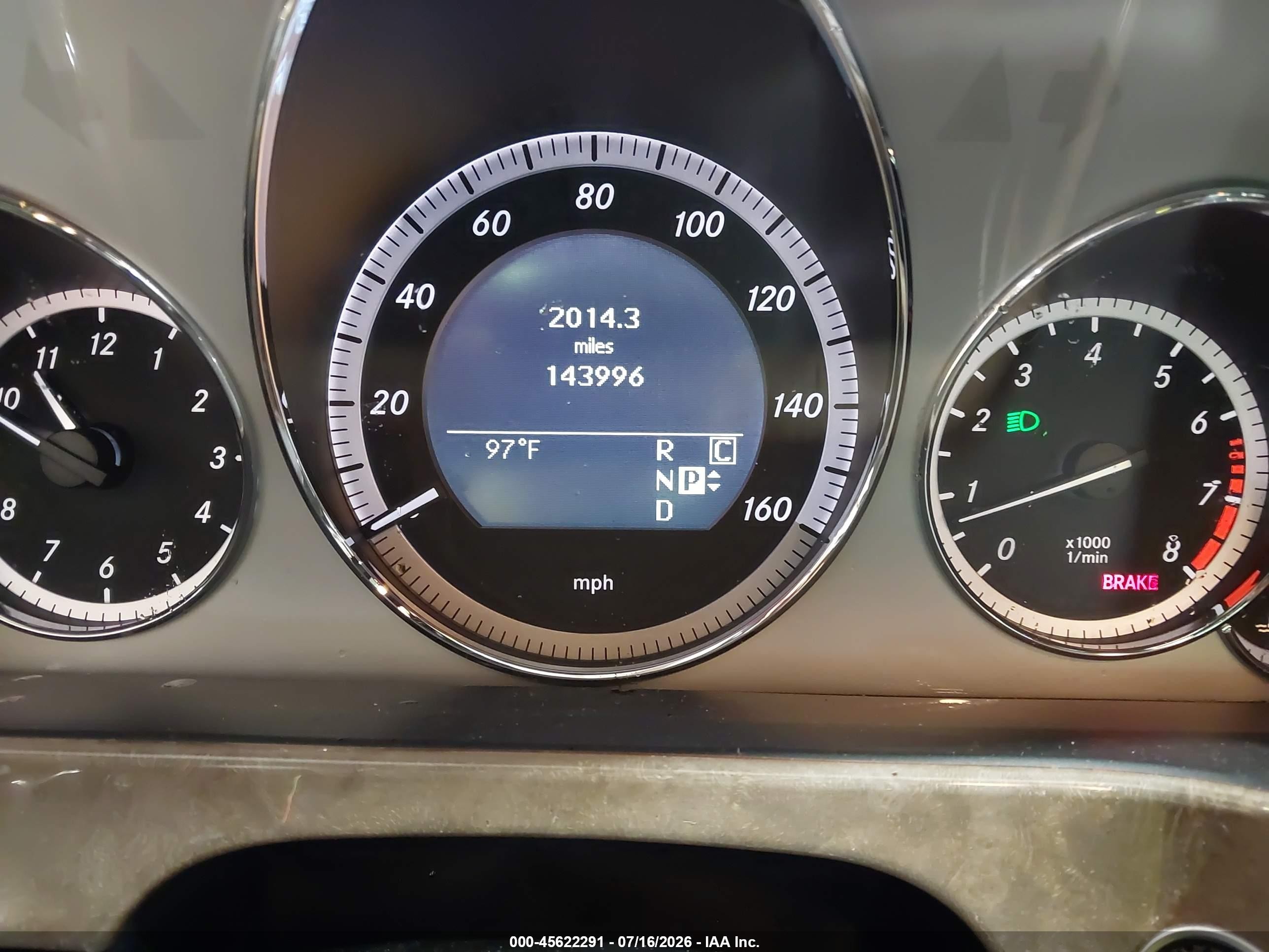 2010 Mercedes-benz E 350   Gray vin: WDDHF5GB4AA166237