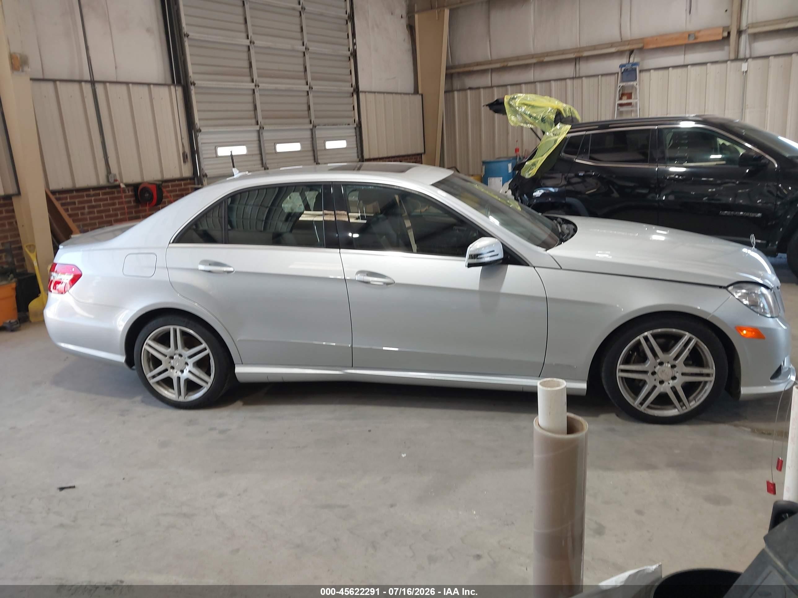2010 Mercedes-benz E 350   Gray vin: WDDHF5GB4AA166237