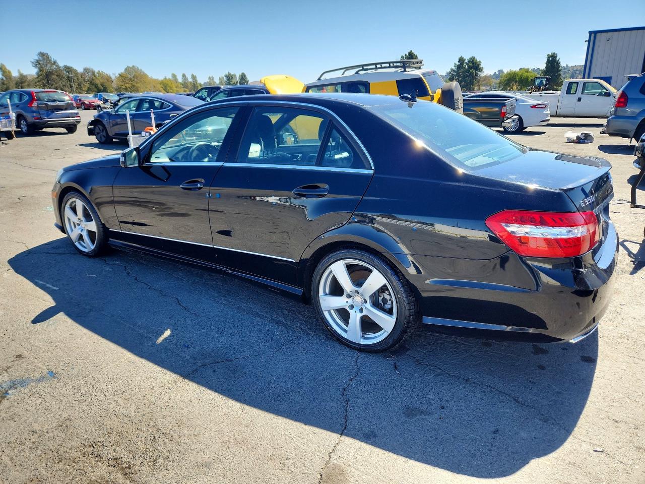 2011 Mercedes-benz E 350 Black vin: WDDHF5GB6BA455024