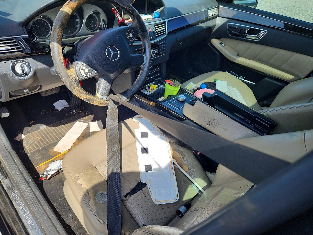 2010 Mercedes-benz E 350 Black vin: WDDHF5GB7AA024013