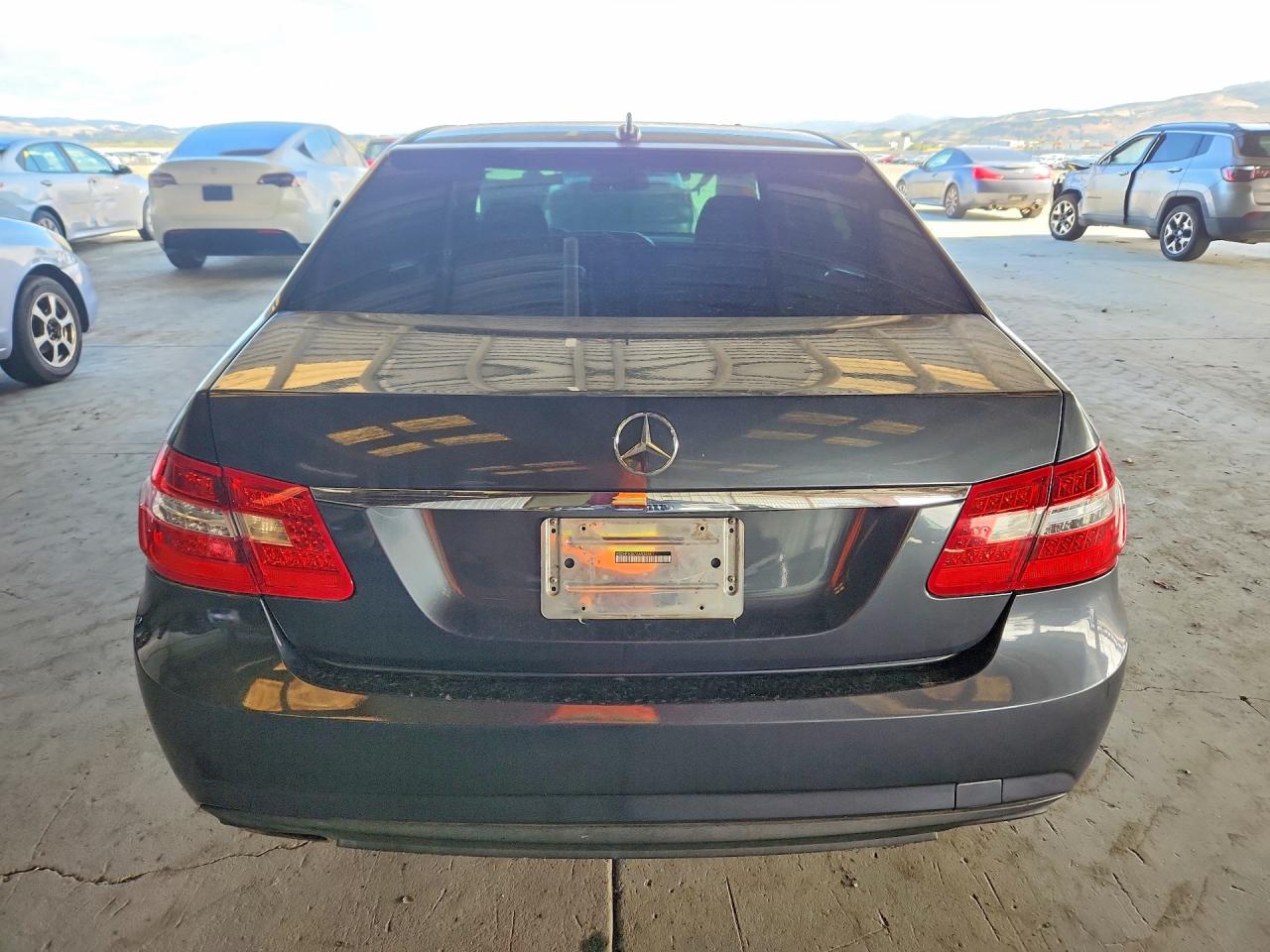 2010 Mercedes-benz E 350 Gray vin: WDDHF5GB7AA030541