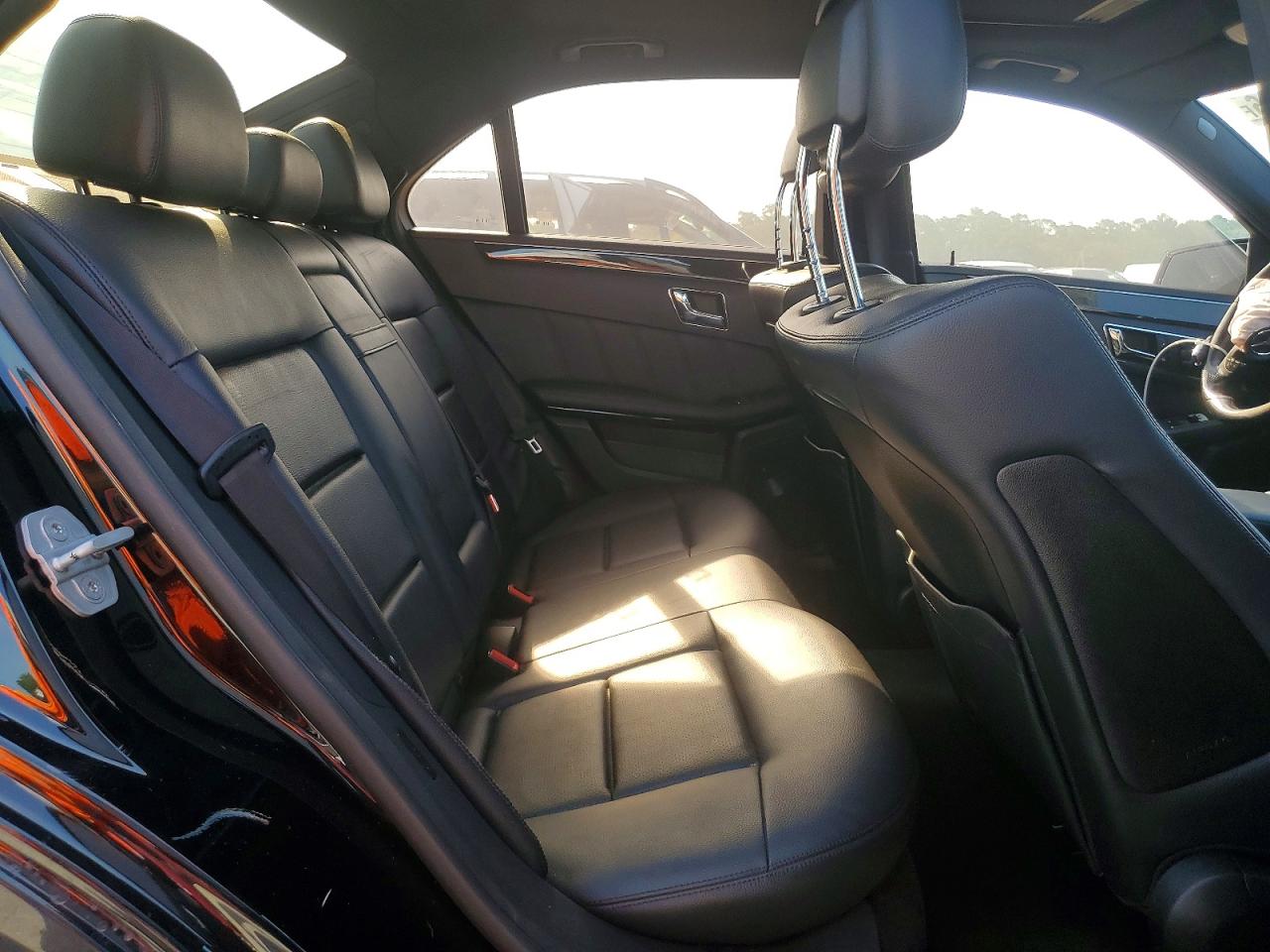 2010 Mercedes-benz E 350 Black vin: WDDHF5GB8AA044366