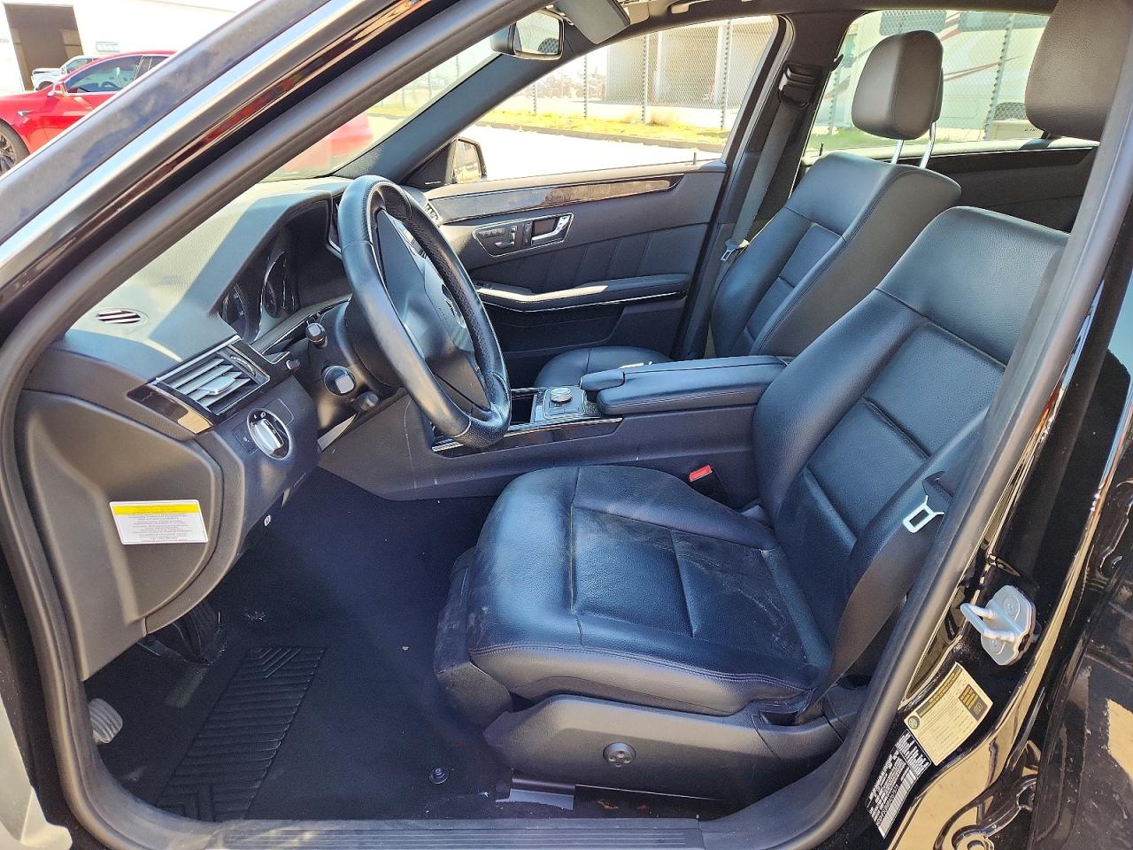 2011 Mercedes-benz E 350 Black vin: WDDHF5GB8BA267573