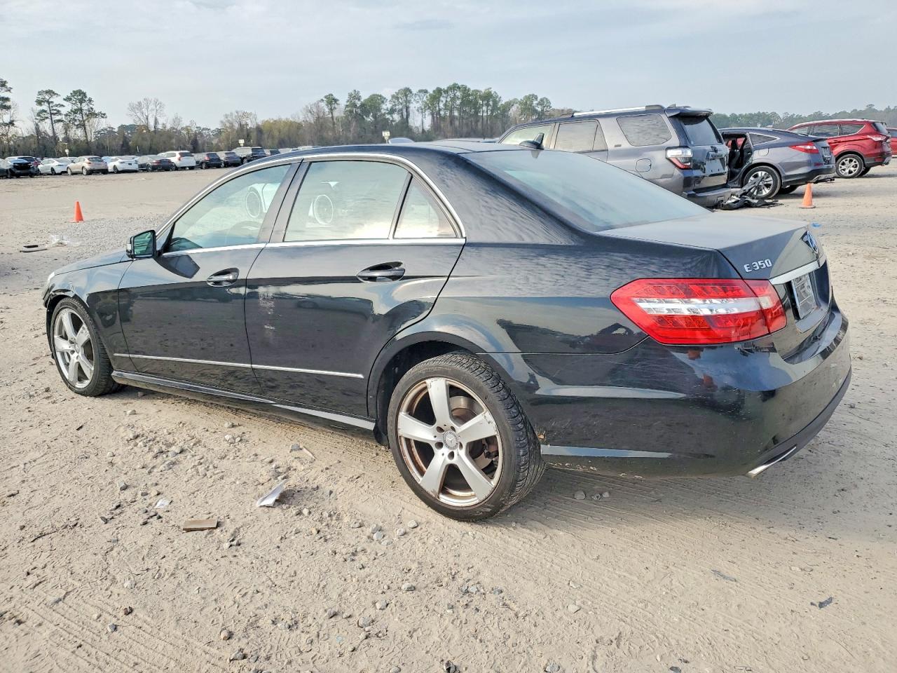 2011 Mercedes-benz E 350 Black vin: WDDHF5GB8BA288357