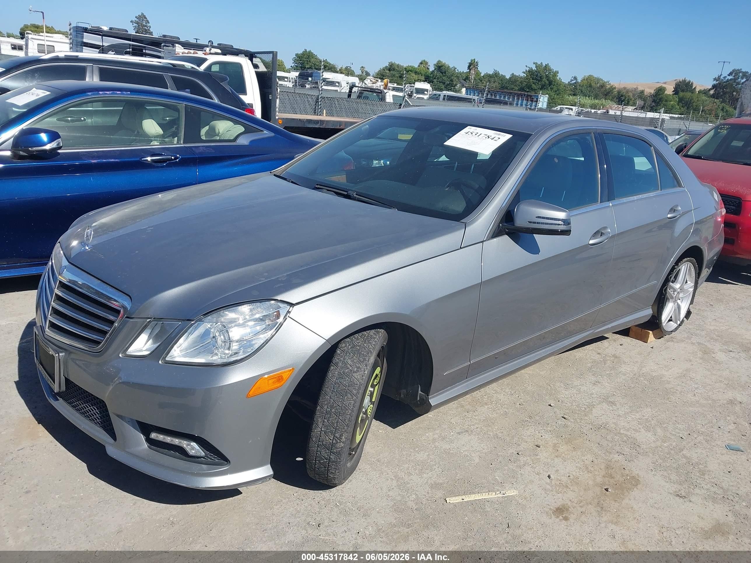 2011 Mercedes-benz E 350   Gray vin: WDDHF5GB8BA478062