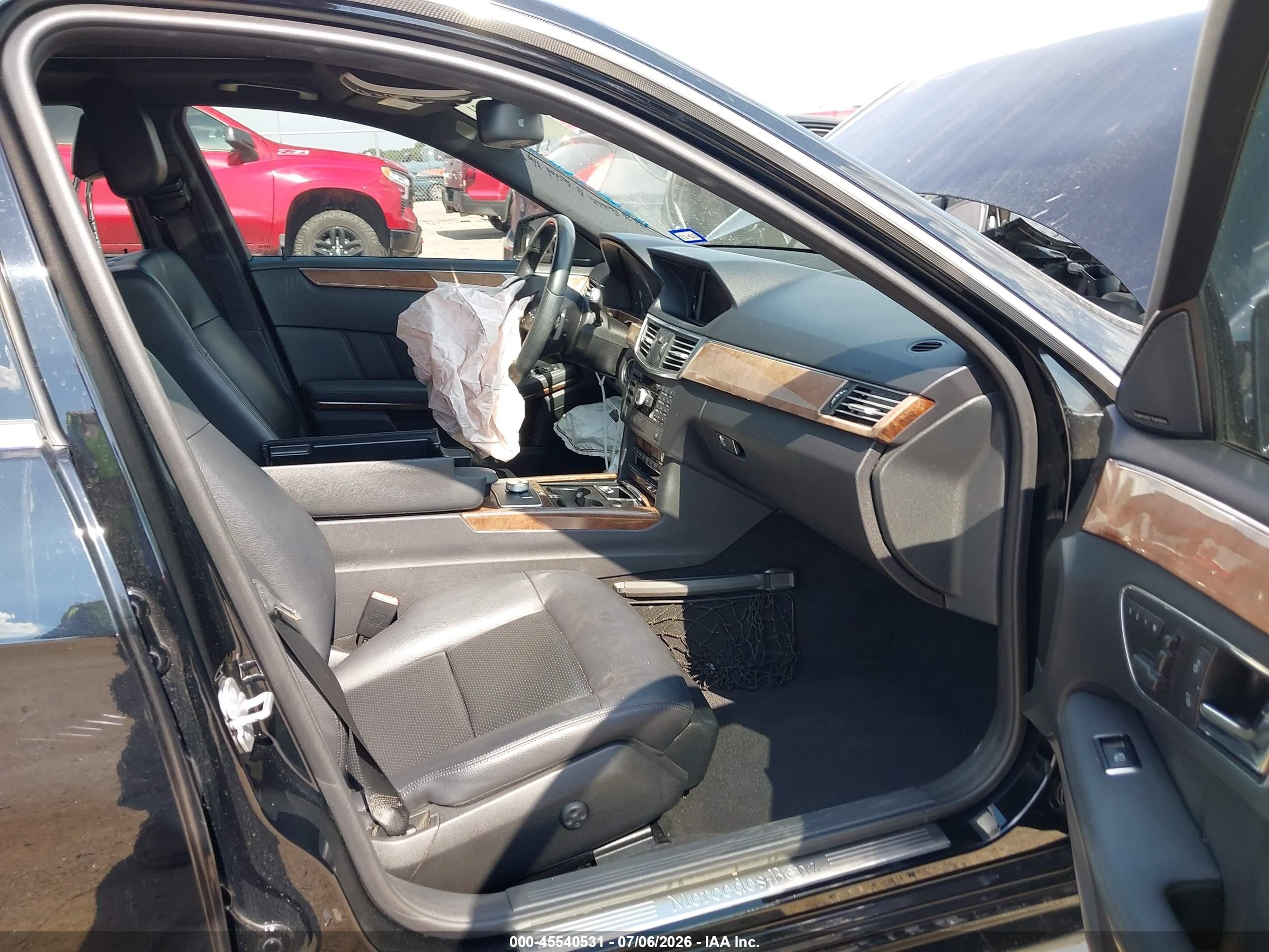 2011 Mercedes-benz E 350   Black vin: WDDHF5GB8BA493757