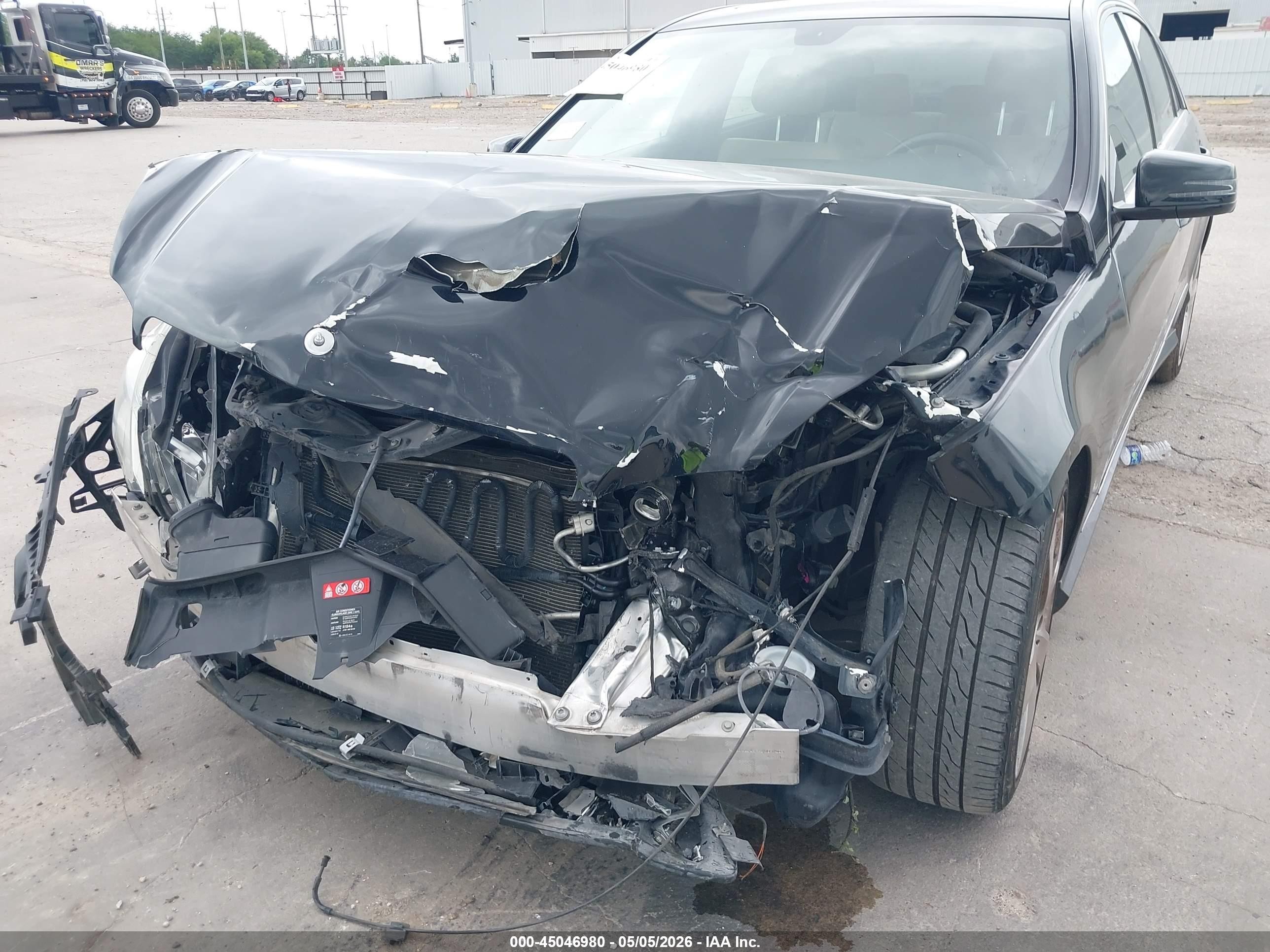 2011 Mercedes-benz E 350   Черный vin: WDDHF5GBXBA280633