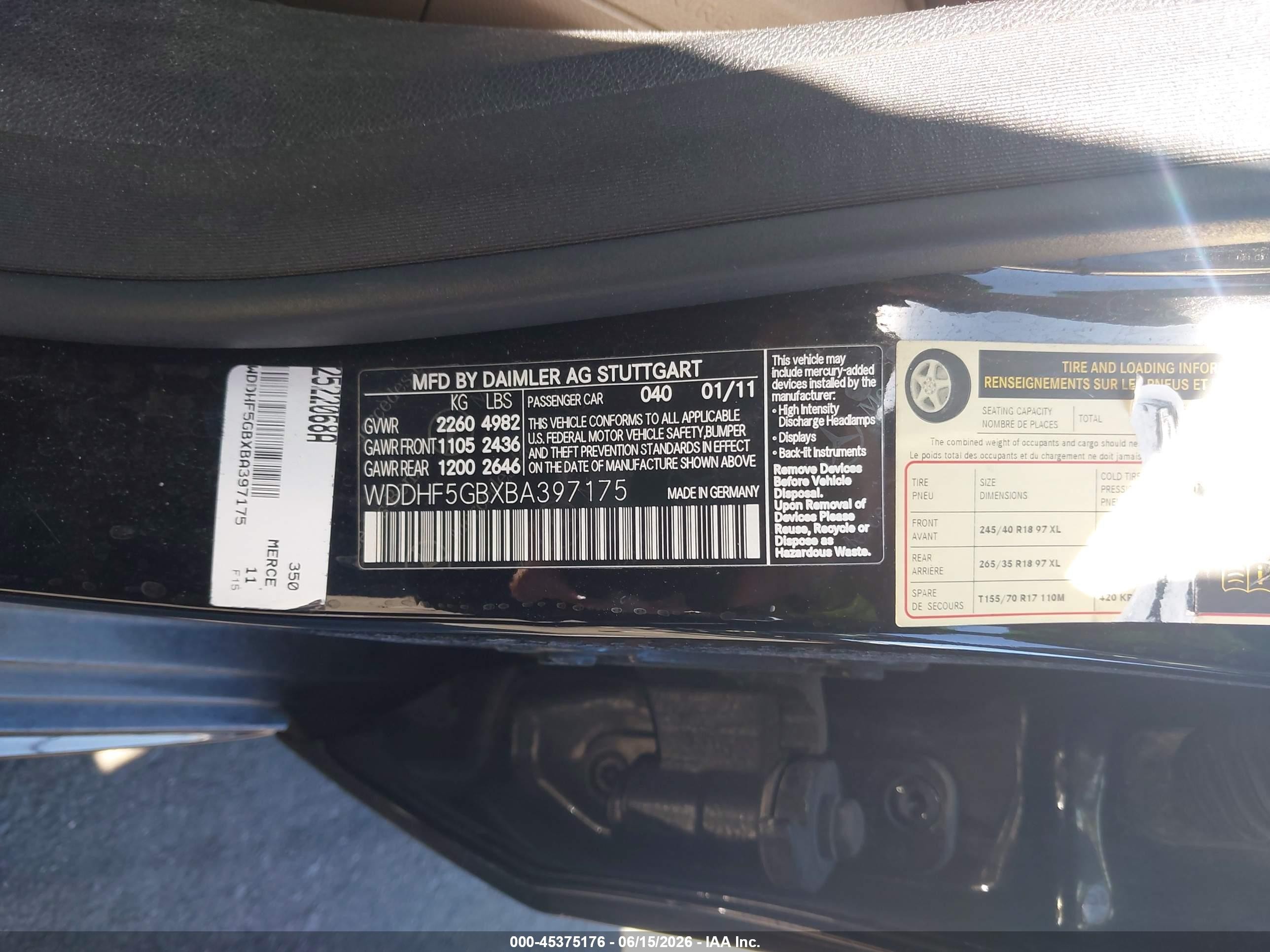 2011 Mercedes-benz E 350   Black vin: WDDHF5GBXBA397175