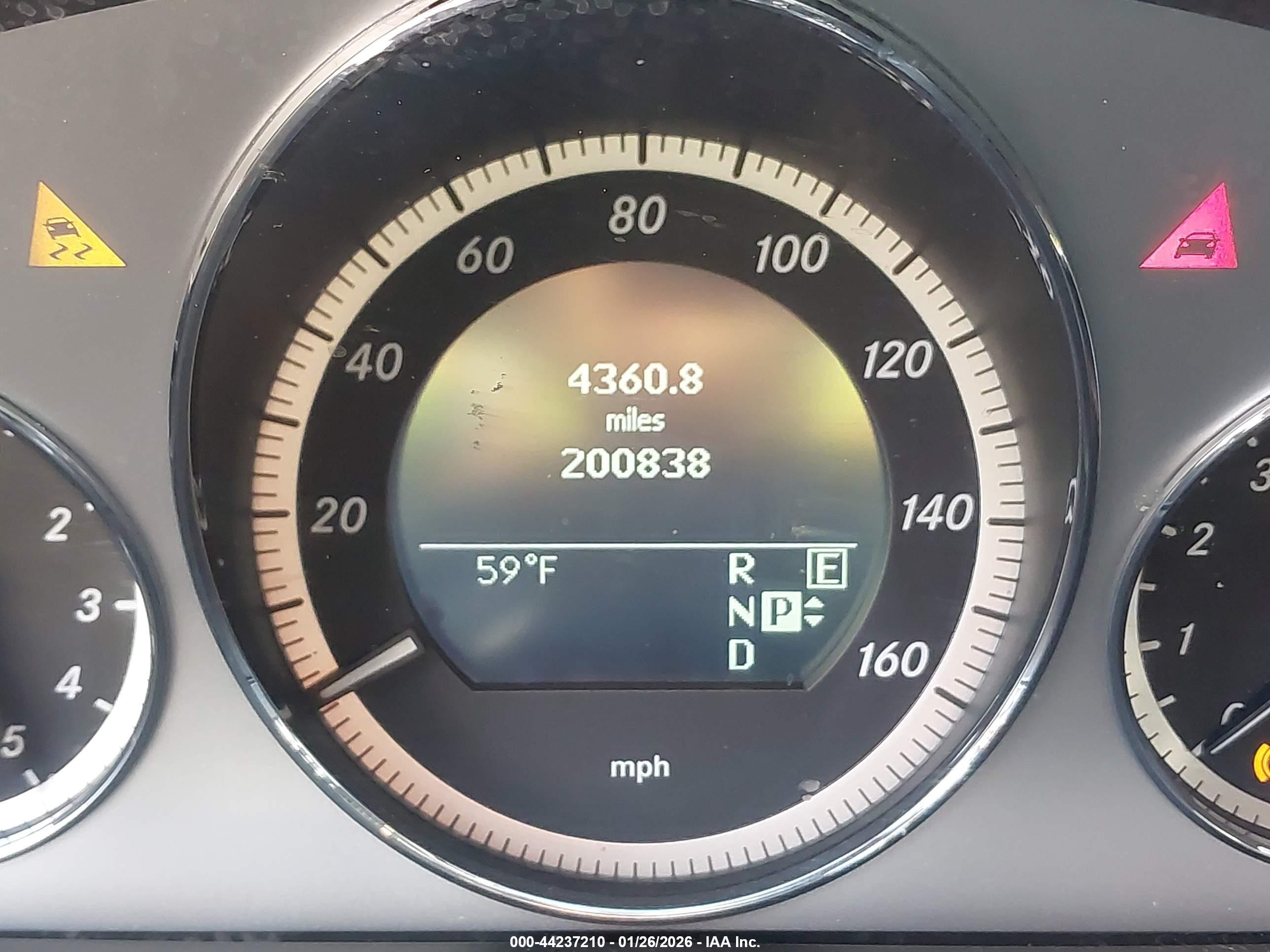 2011 Mercedes-benz E 350   Black vin: WDDHF5GBXBA403802